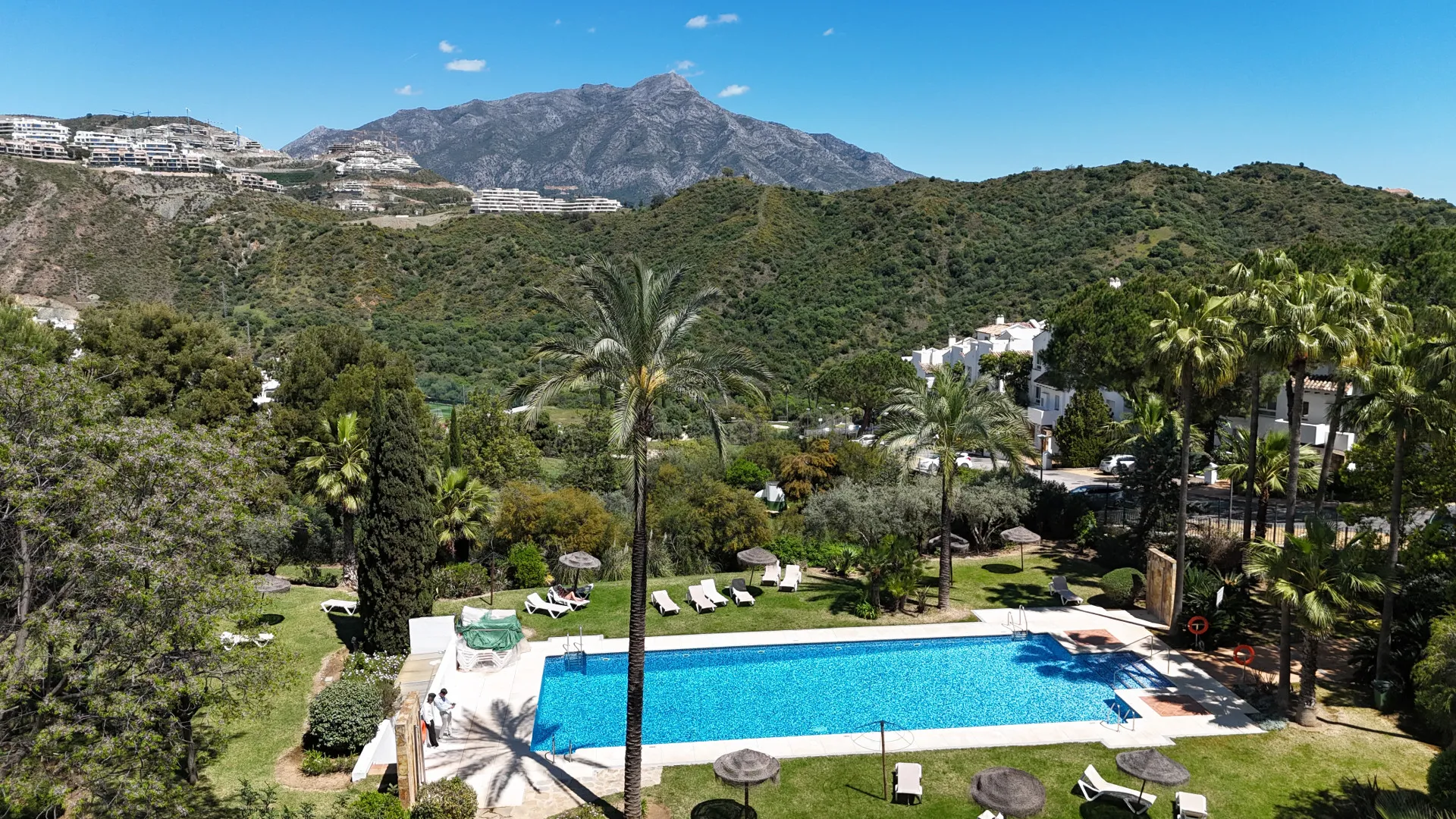 Se vende apartamento en Altos de La Quinta con 3 dormitorios