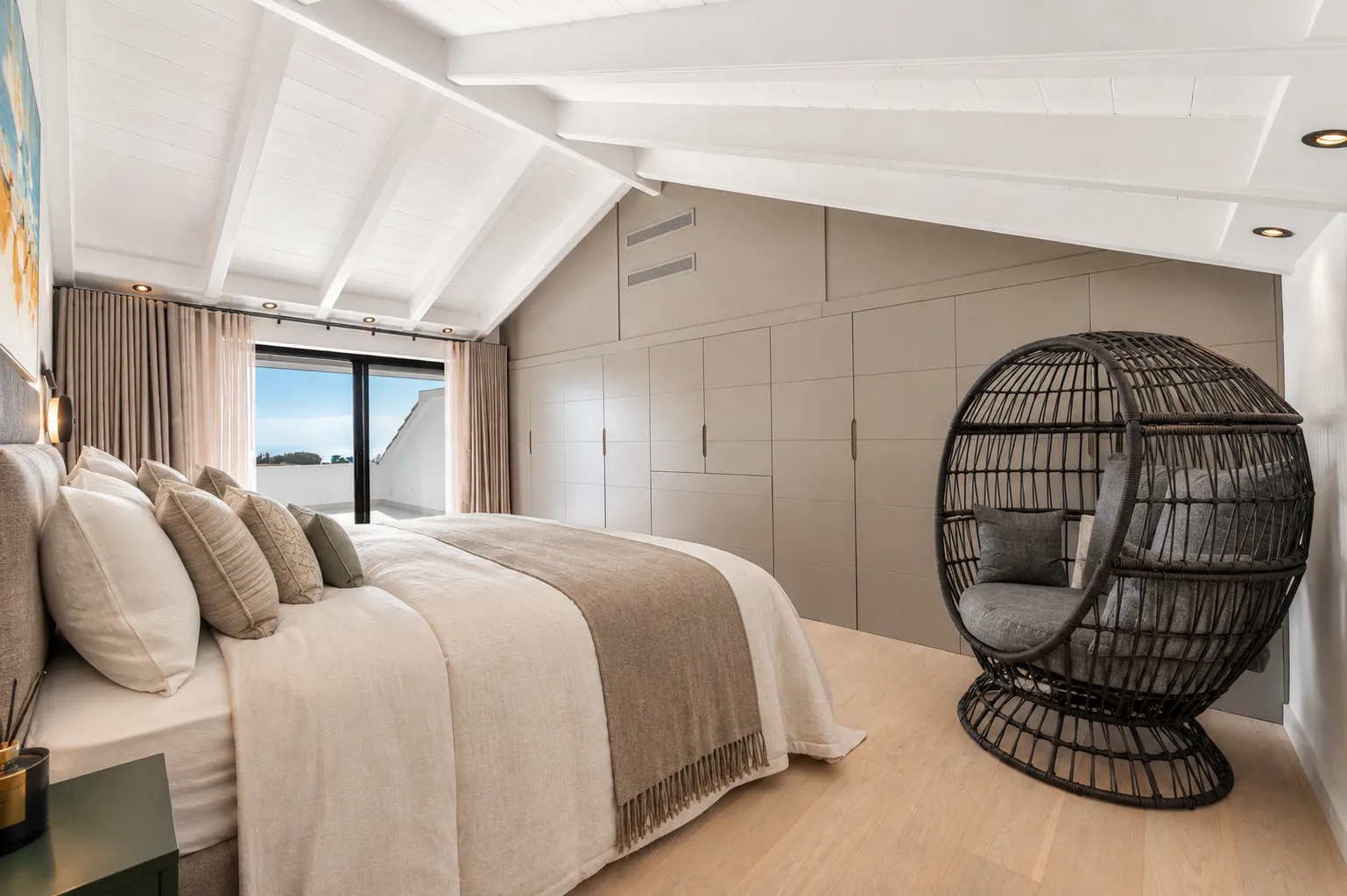 For sale 3 bedrooms duplex penthouse in Monte Paraiso