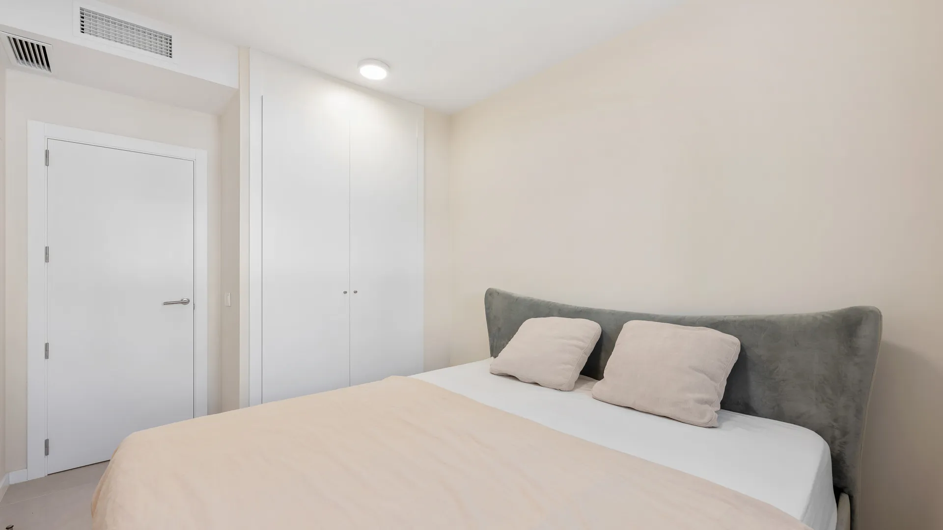 Ground floor apartment for sale in Aqua Gardens