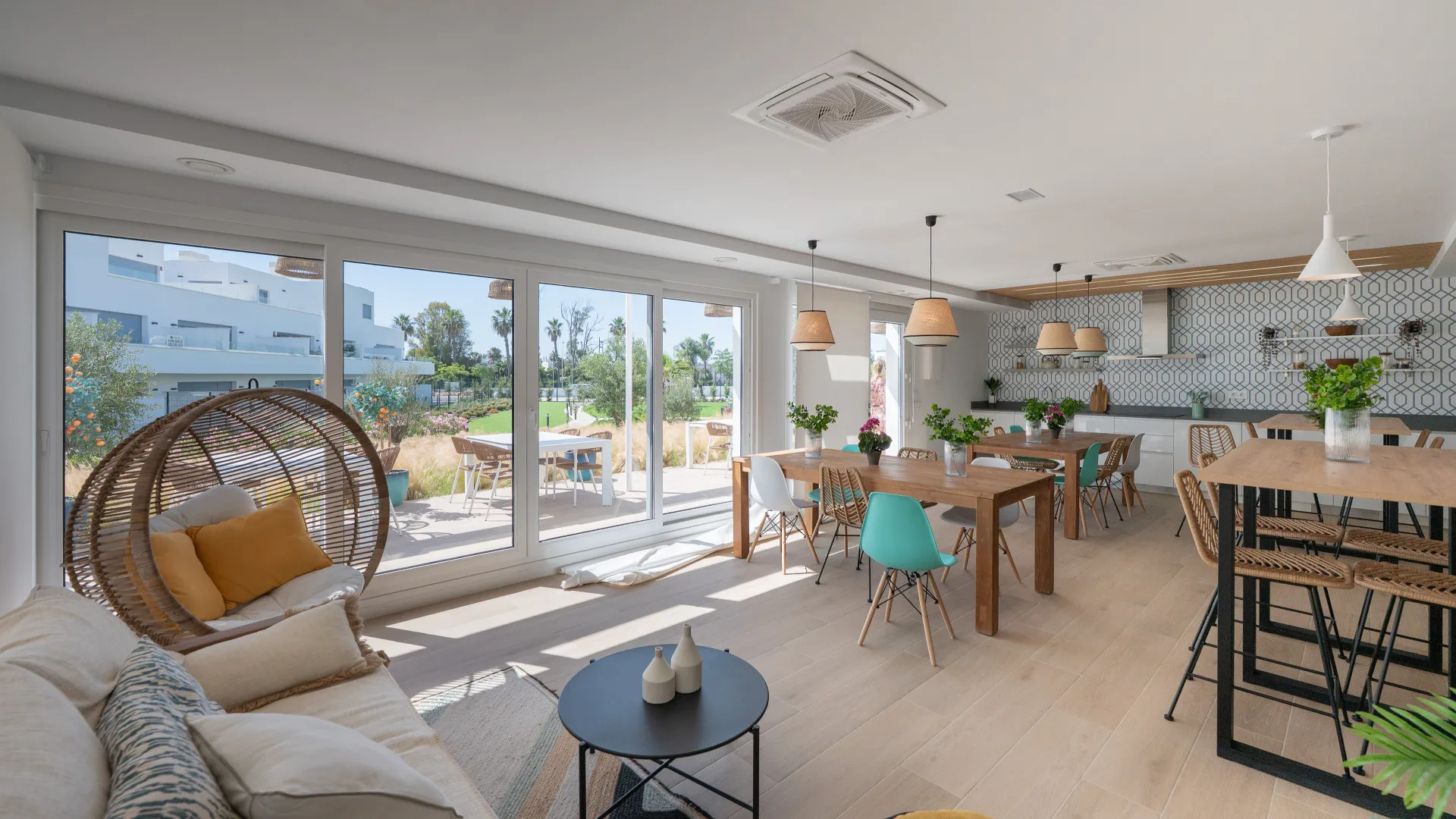 Ground floor apartment for sale in Aqua Gardens