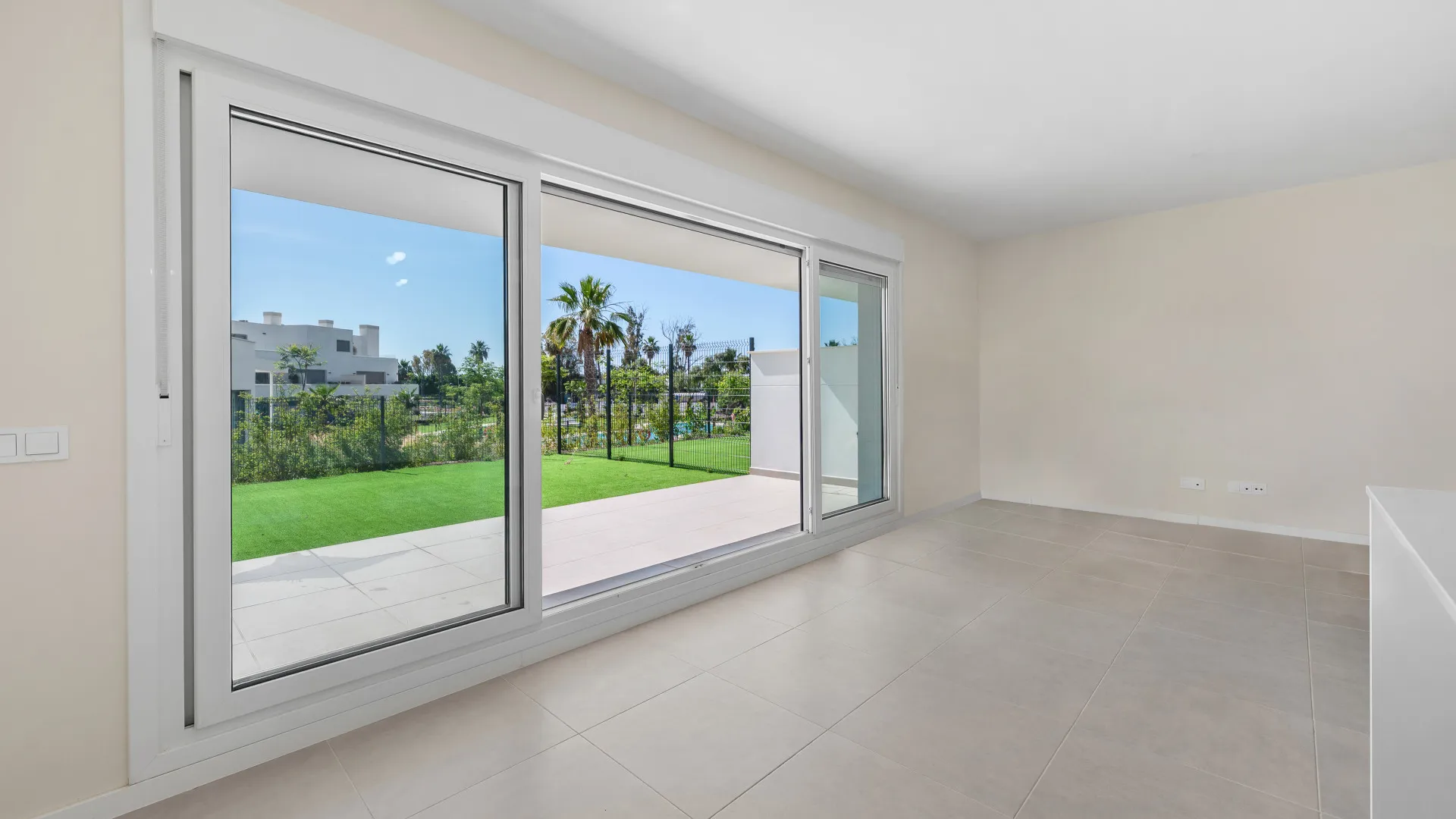 Ground floor apartment for sale in Aqua Gardens