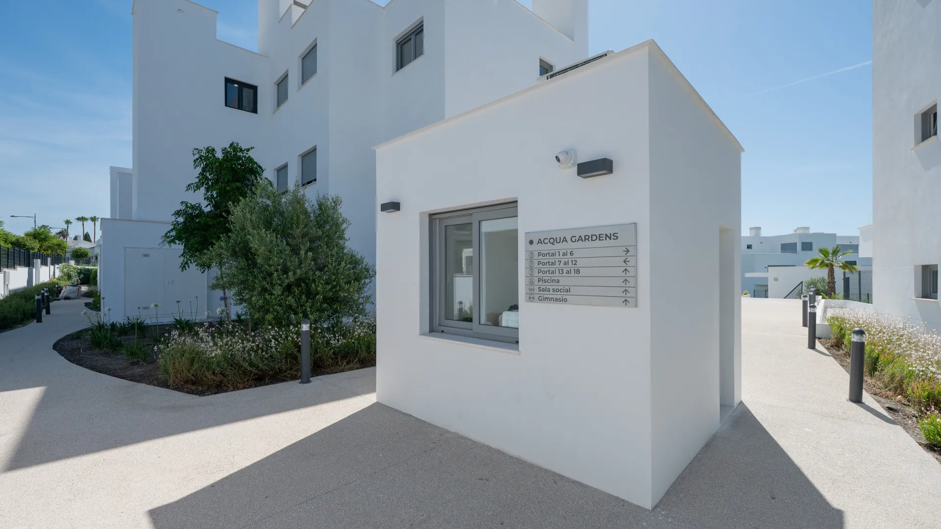 Ground floor apartment for sale in Aqua Gardens