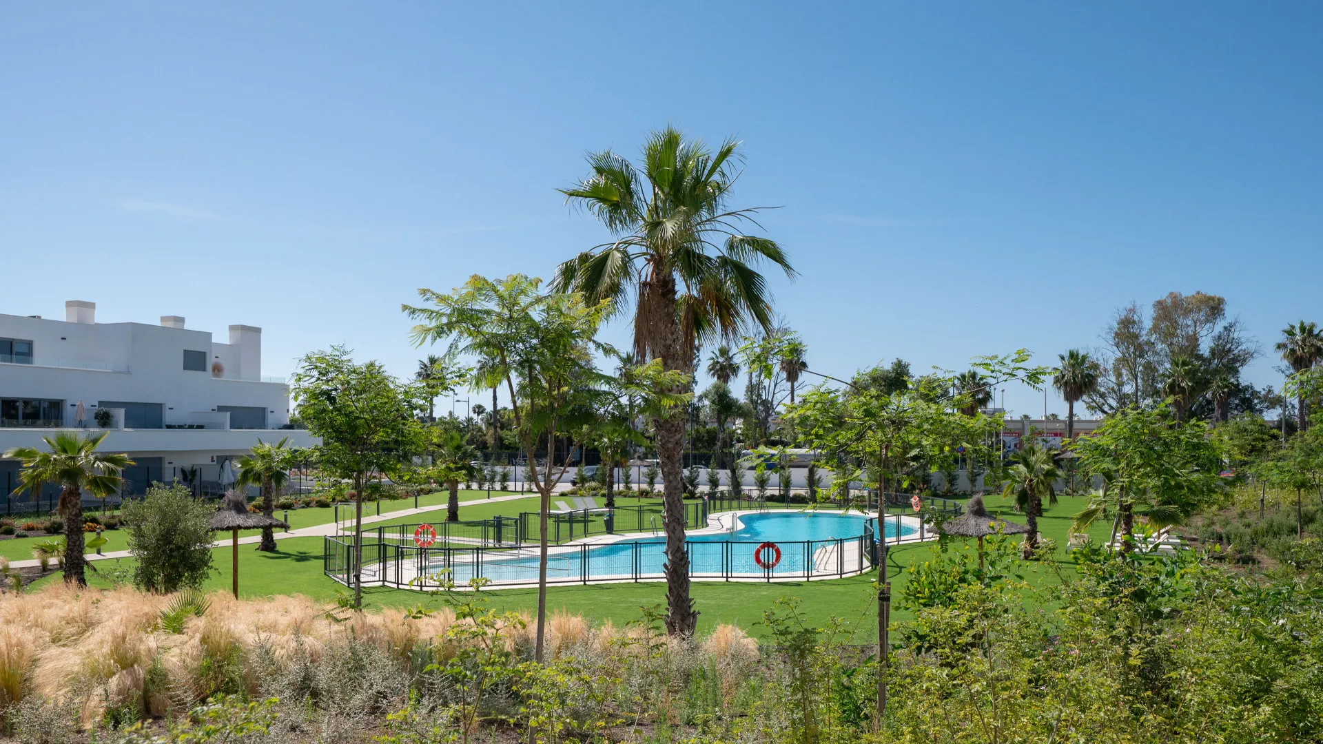 Ground floor apartment for sale in Aqua Gardens