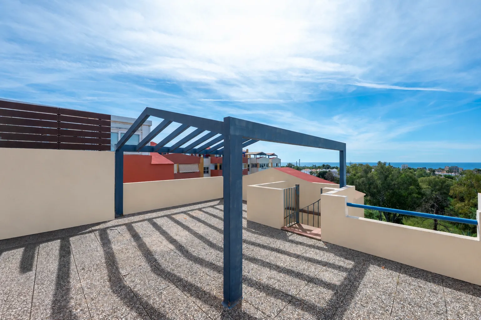 Penthouse for sale in El Paraiso