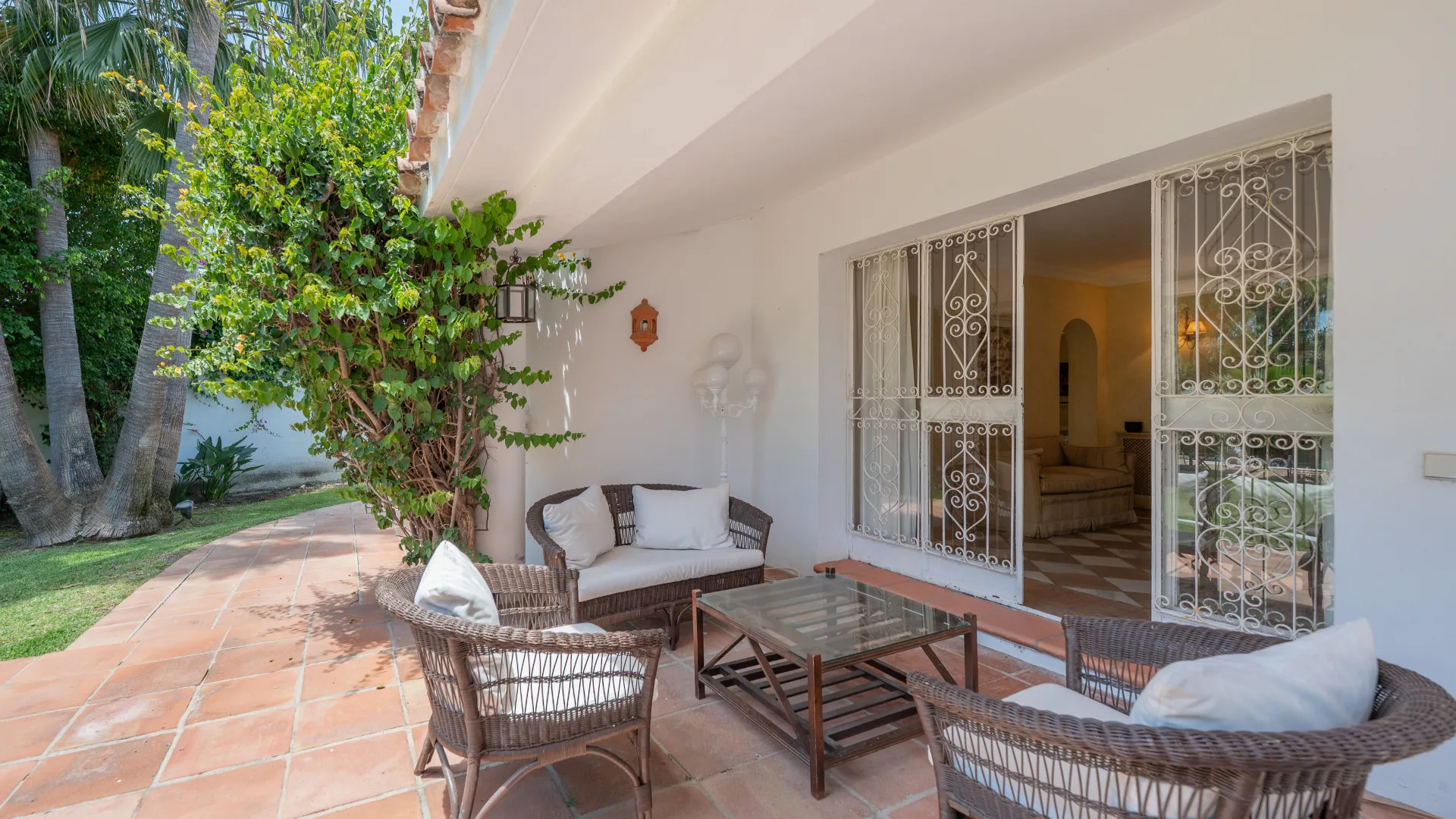 Villa for sale in San Pedro Playa with 5 bedrooms