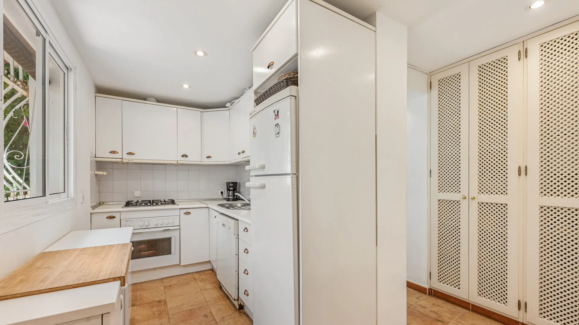 Villa for sale in San Pedro Playa with 5 bedrooms