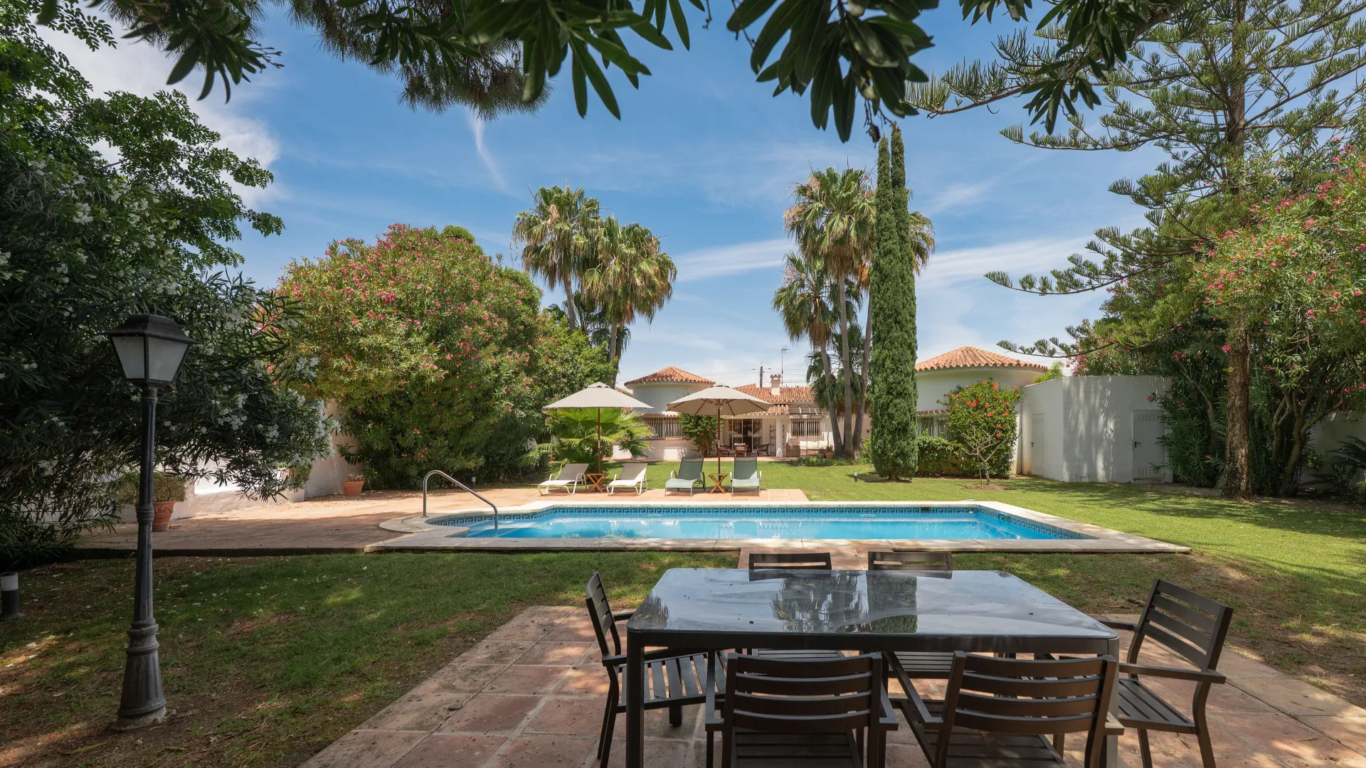 Villa for sale in San Pedro Playa with 5 bedrooms