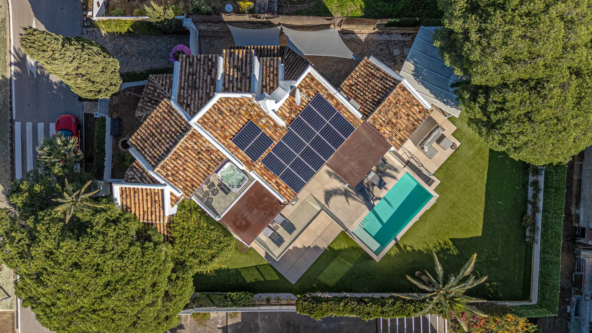 Villa for sale in Marbella East