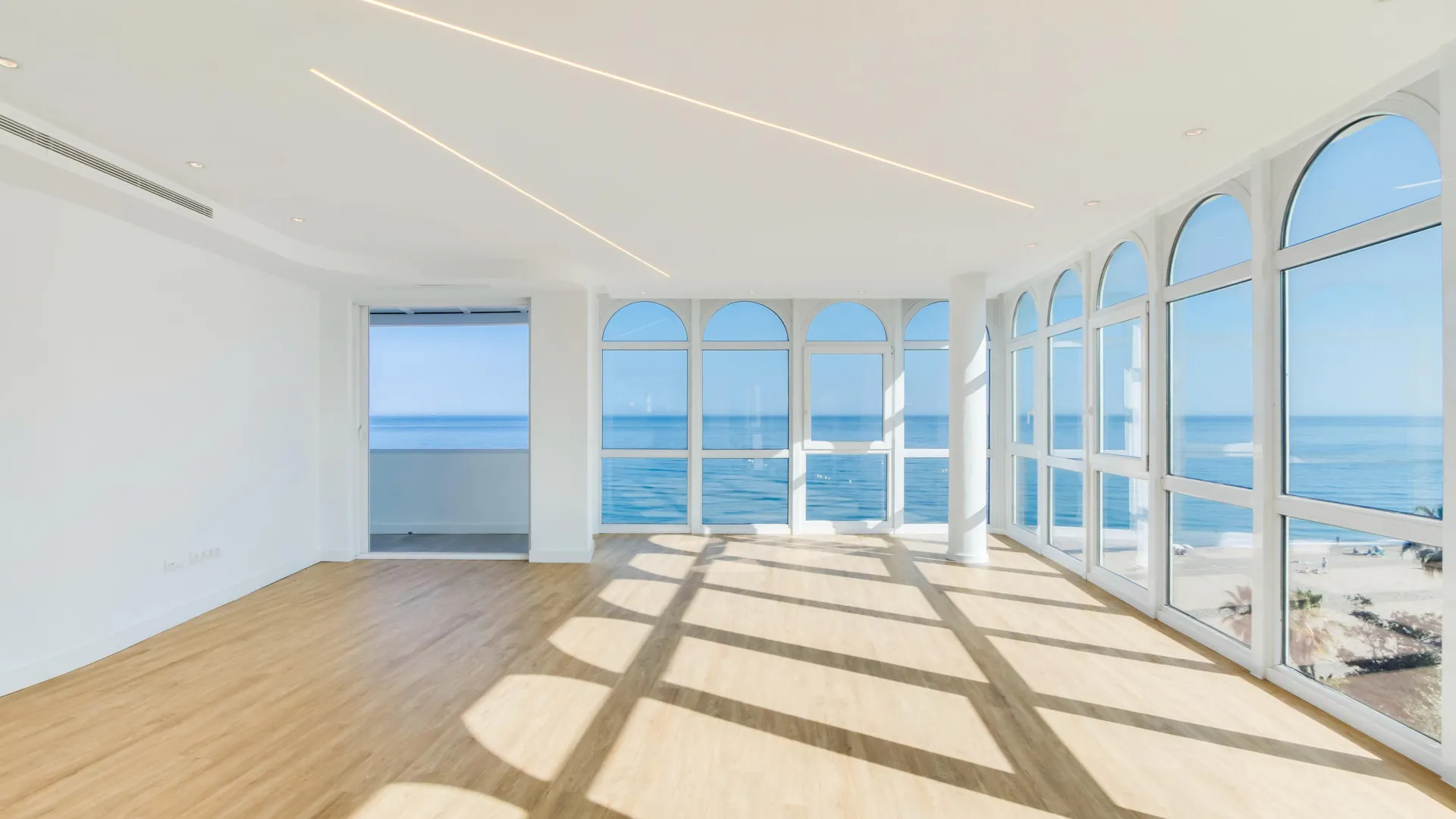 For sale apartment in Estepona