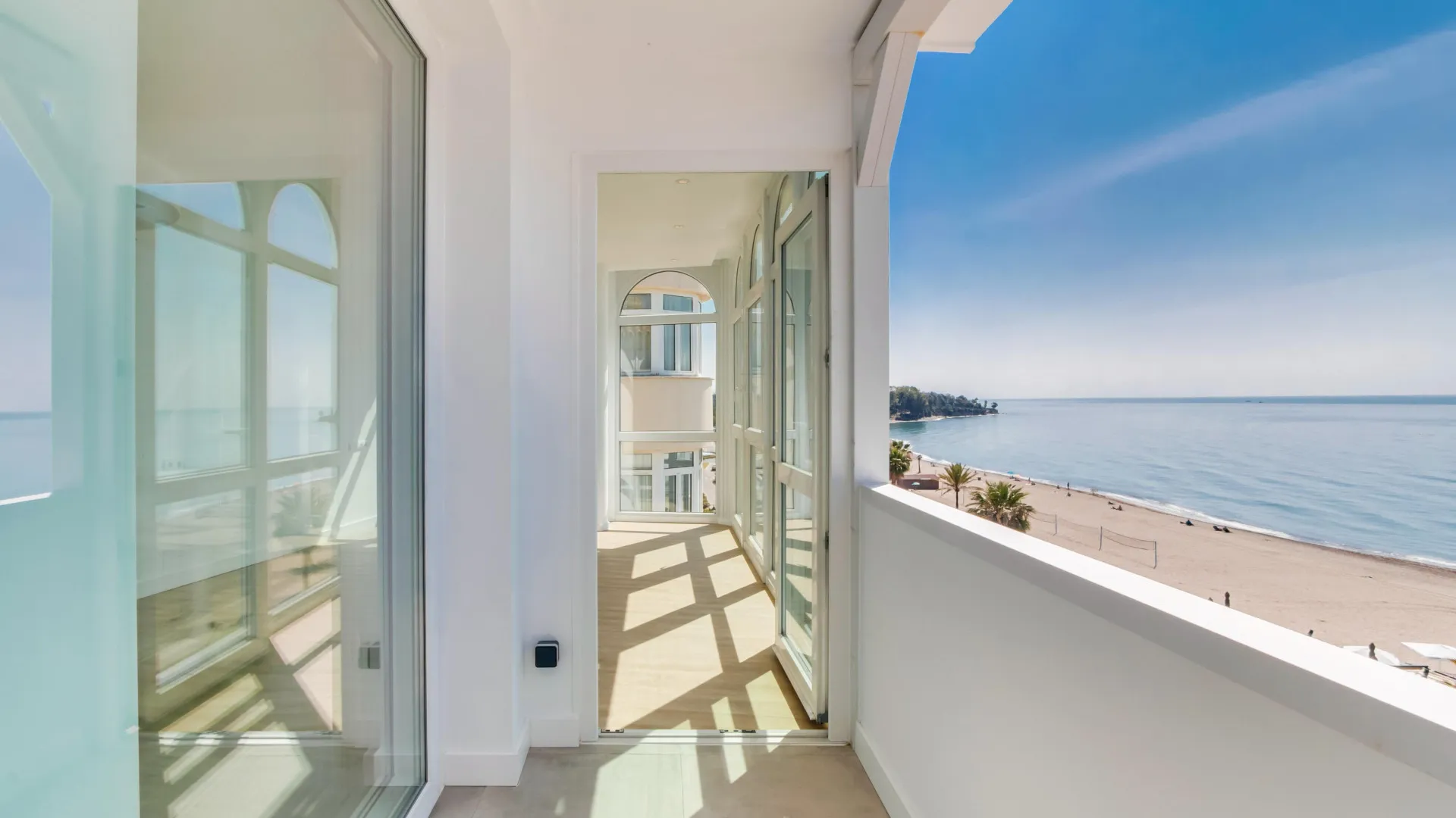 For sale apartment in Estepona