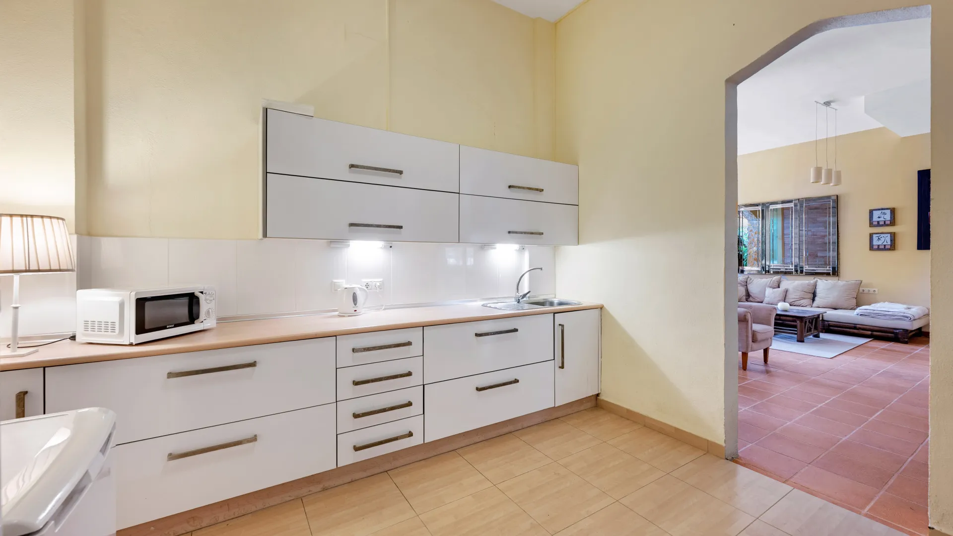 Comprar pareado de 3 dormitorios en Altos de Calahonda