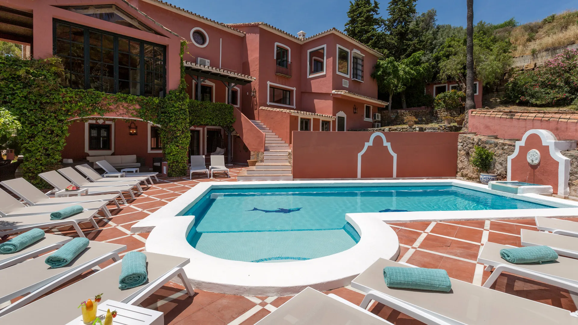 12 bedrooms villa in Vega del Colorado for sale