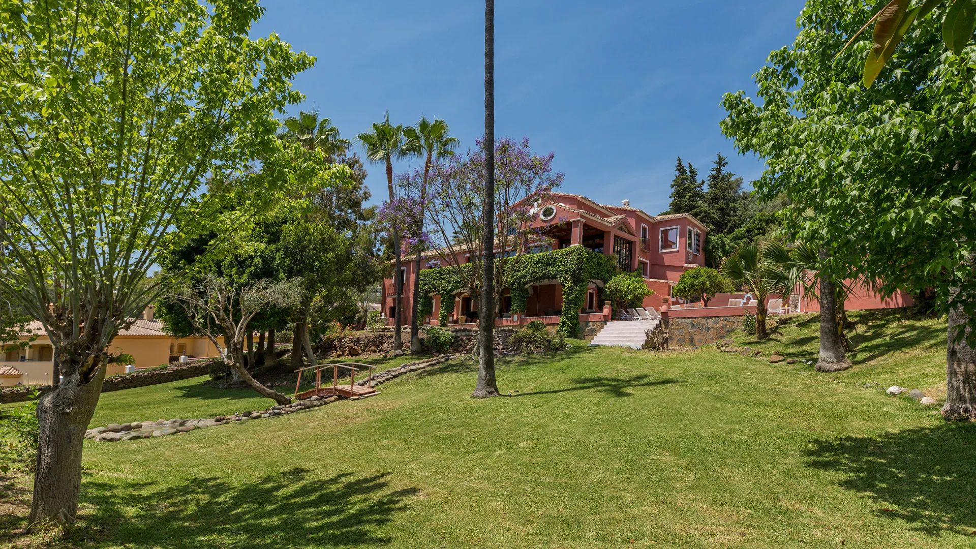 12 bedrooms villa in Vega del Colorado for sale