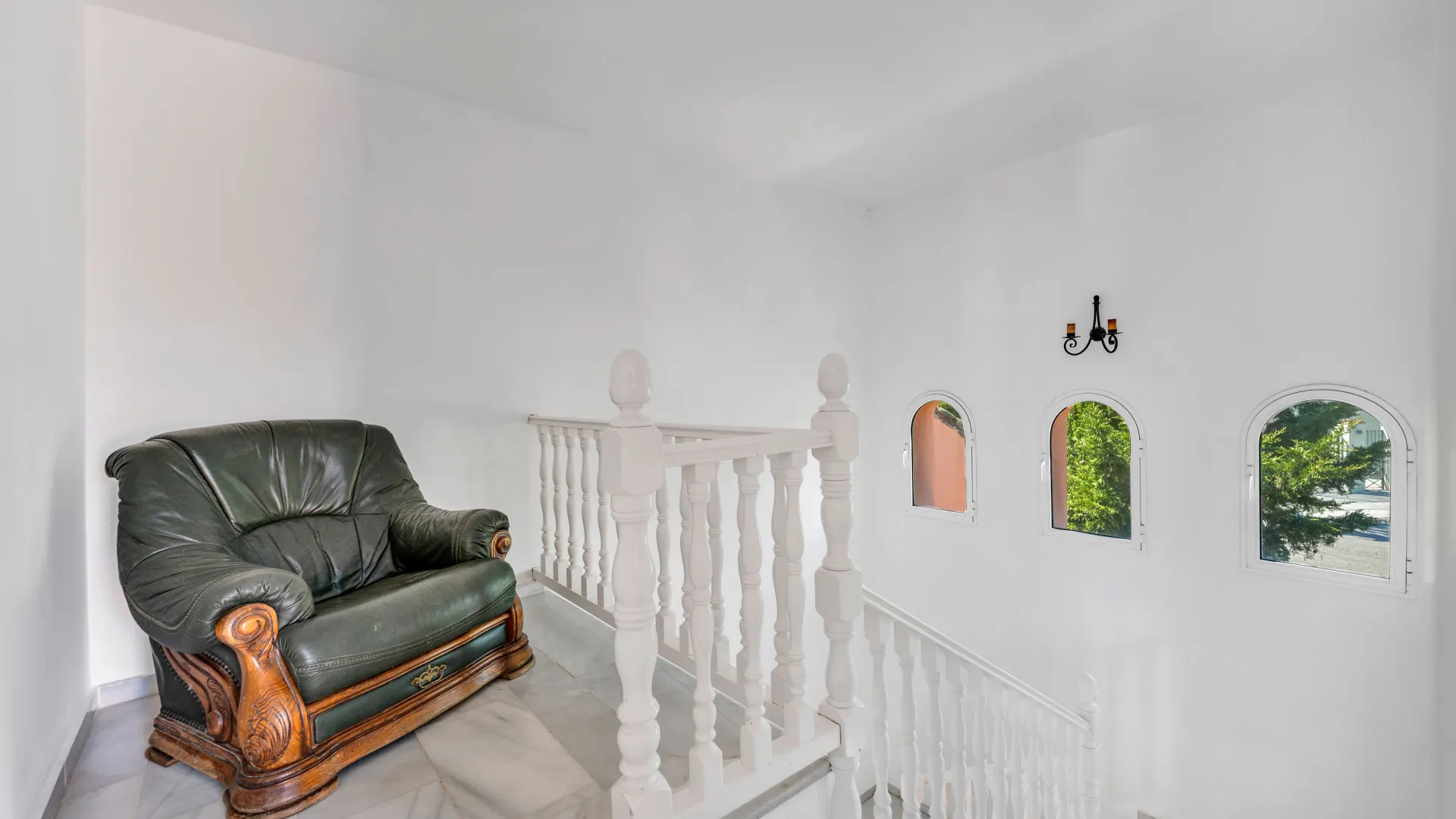 Zona B, villa de 5 dormitorios en venta