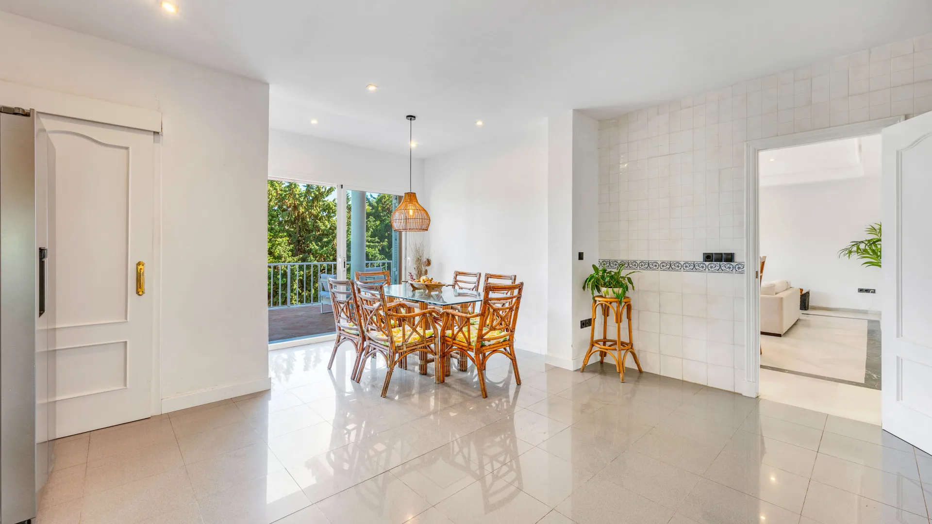Zona B, villa de 5 dormitorios en venta
