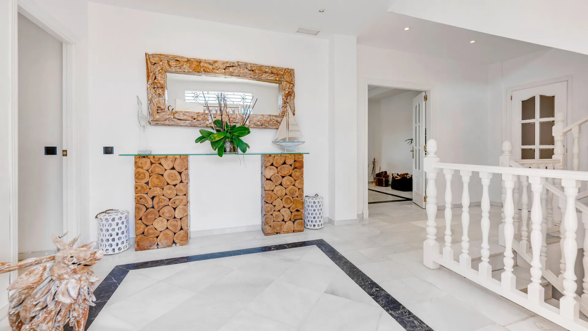 Zona B, villa de 5 dormitorios en venta