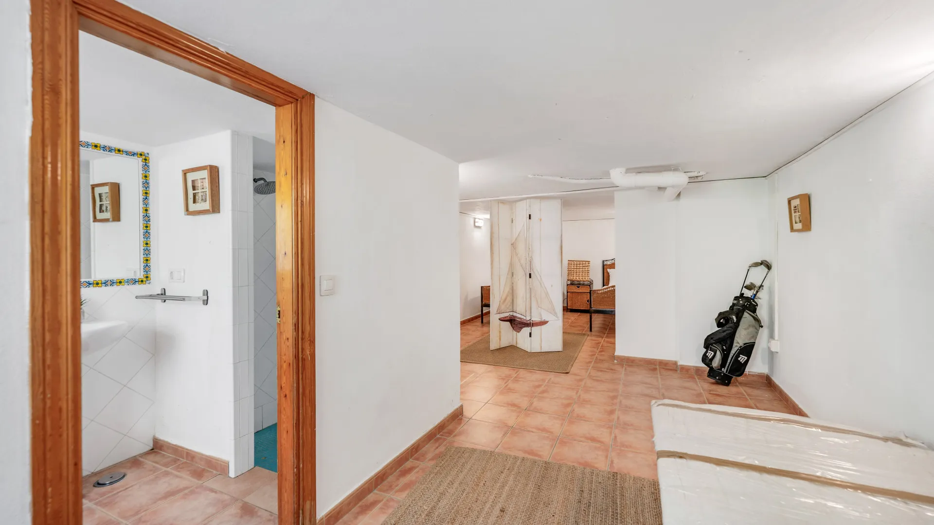 Zona B, villa de 5 dormitorios en venta