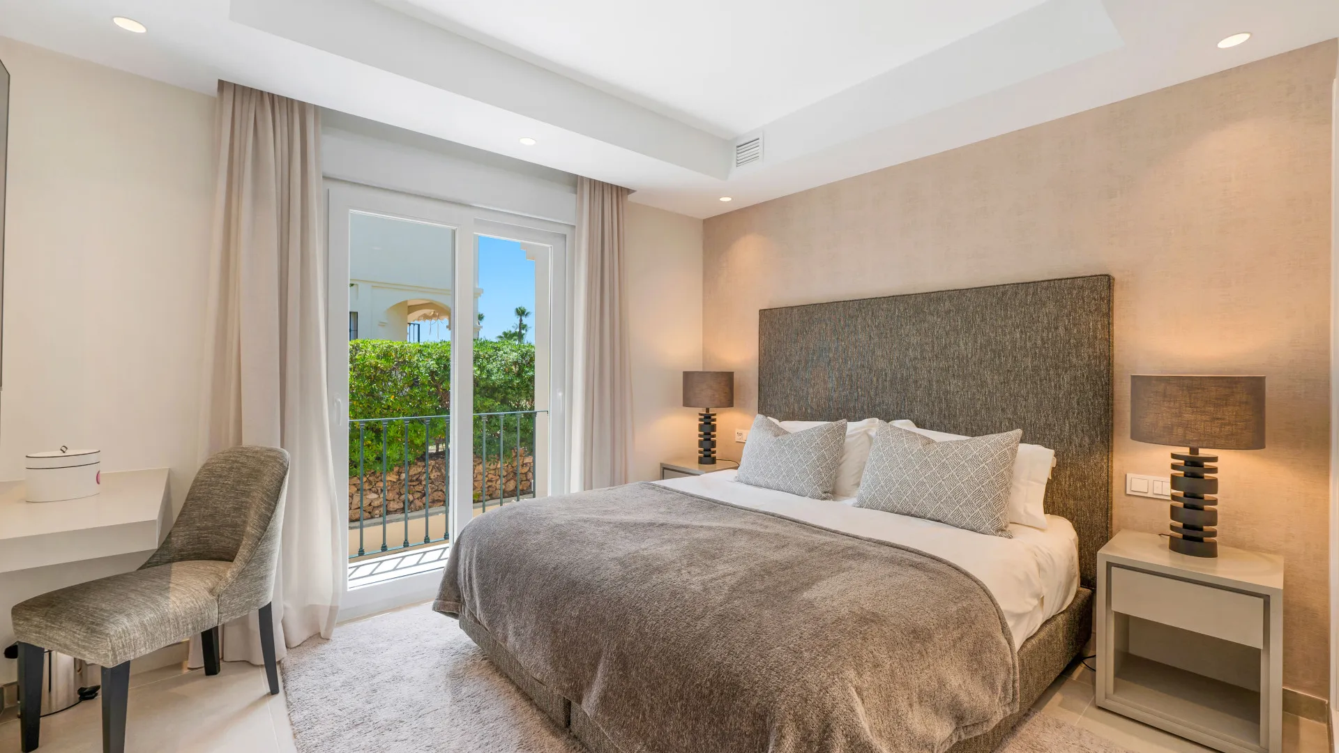 For sale town house in La Quinta Hills