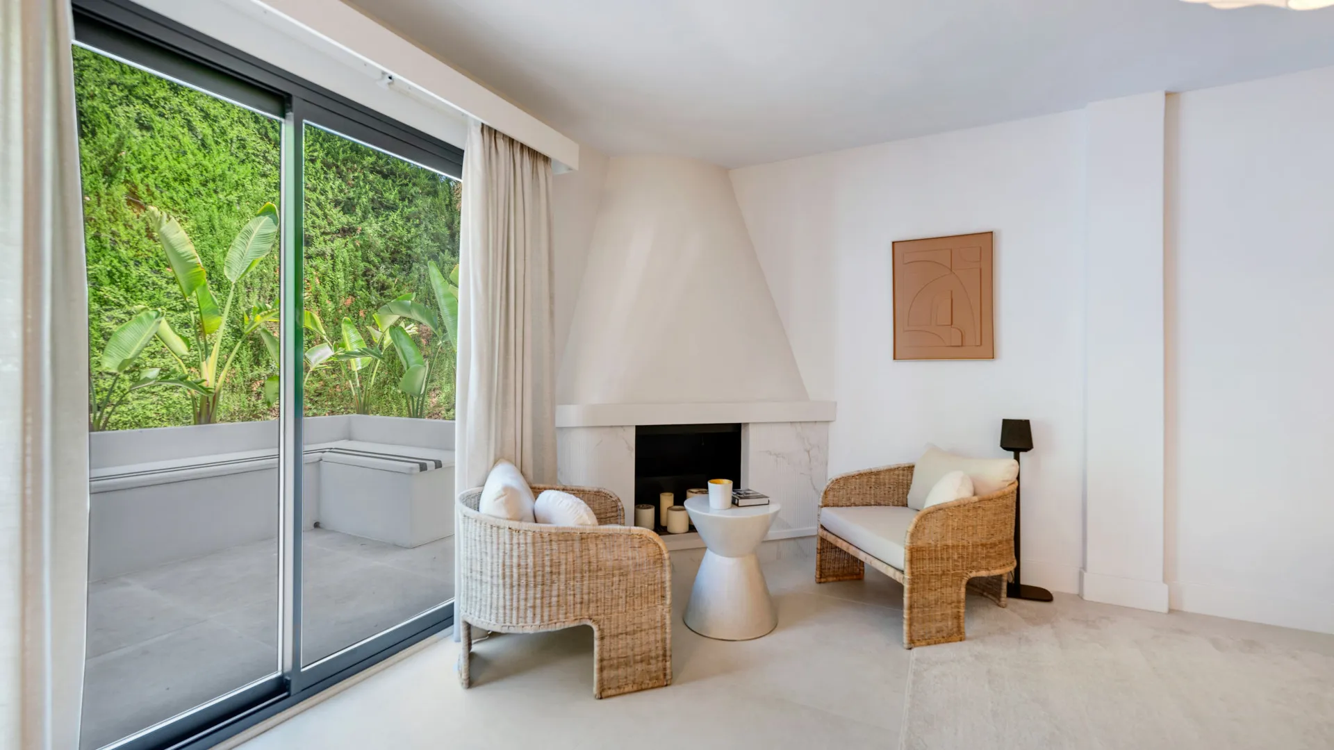 5 bedrooms villa in Nueva Andalucia for sale