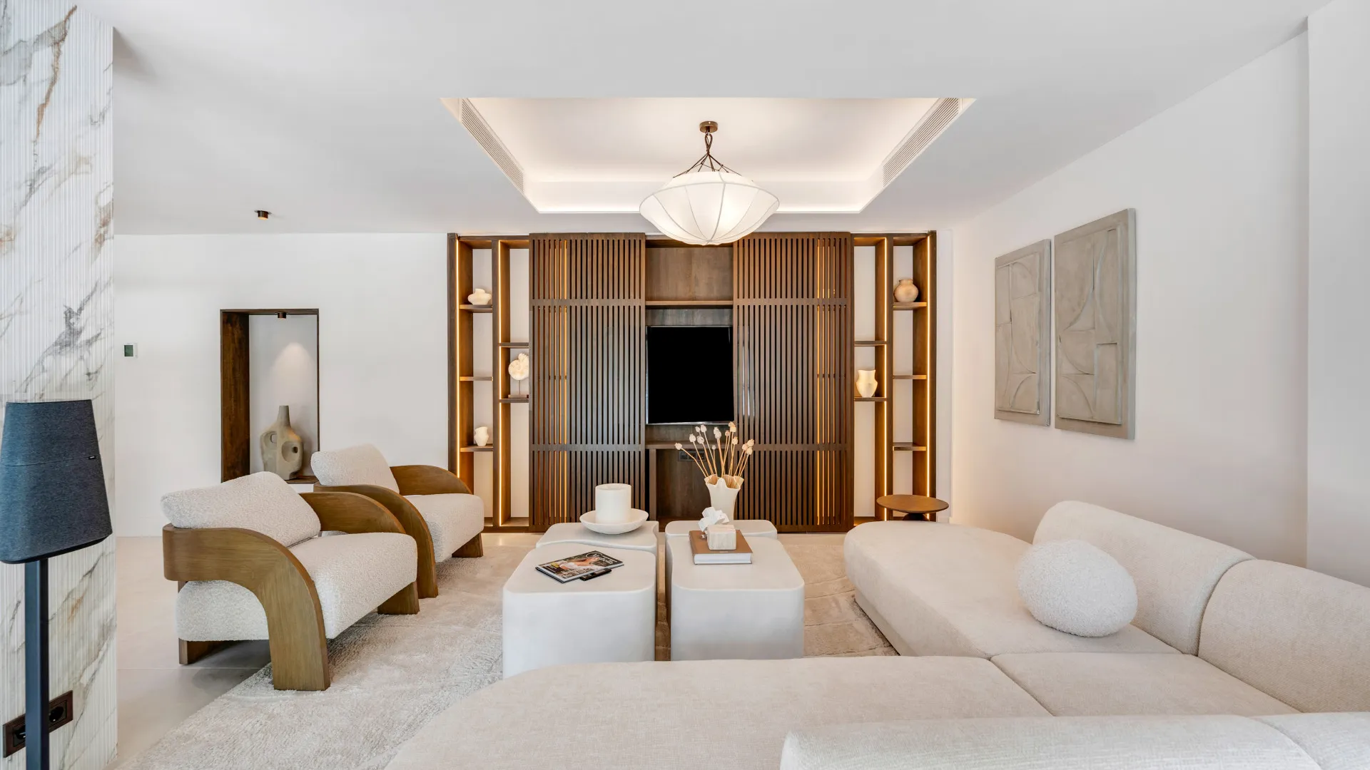 5 bedrooms villa in Nueva Andalucia for sale