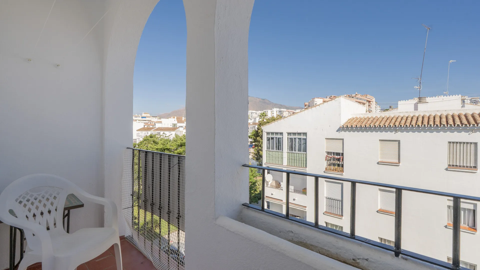 Apartment for sale in Estepona Town