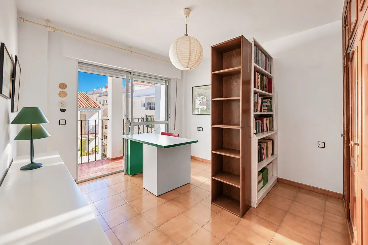 Apartment for sale in Estepona Town