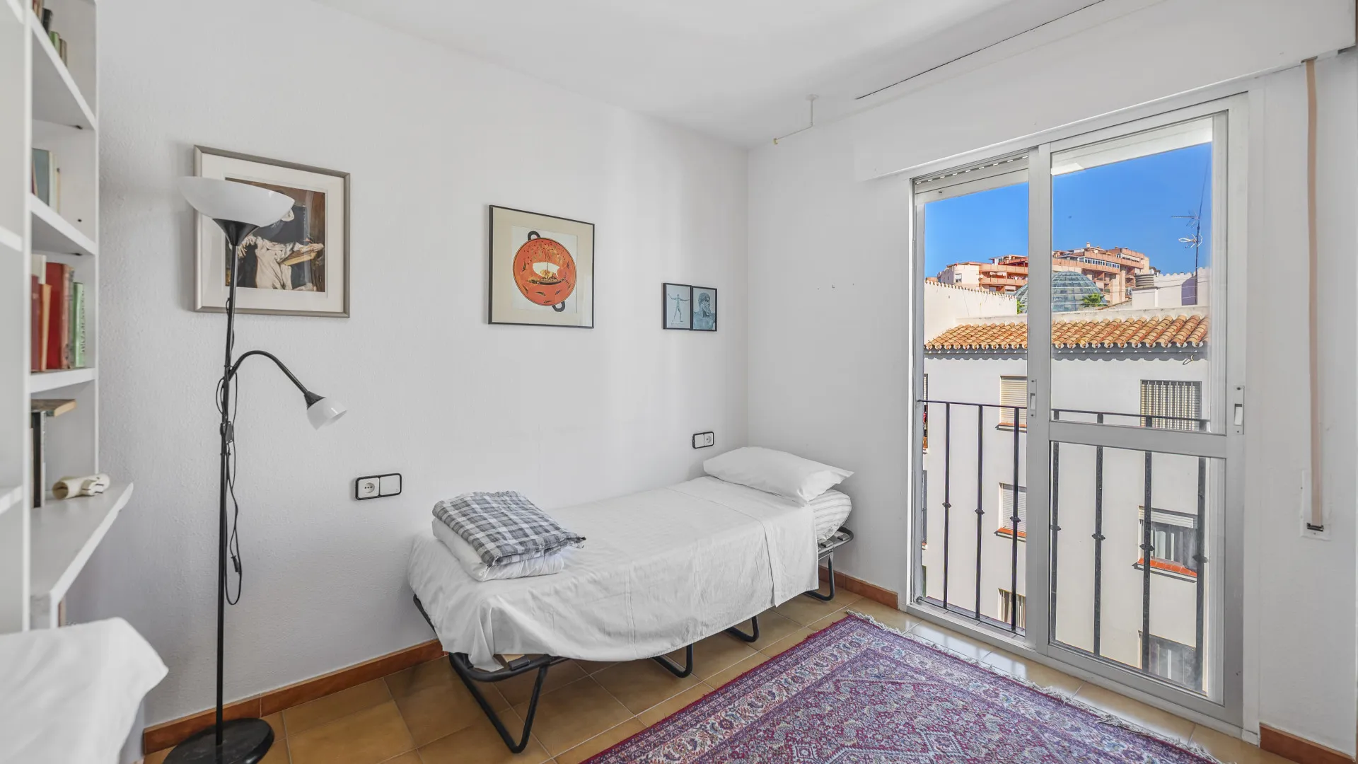 Apartment for sale in Estepona Town