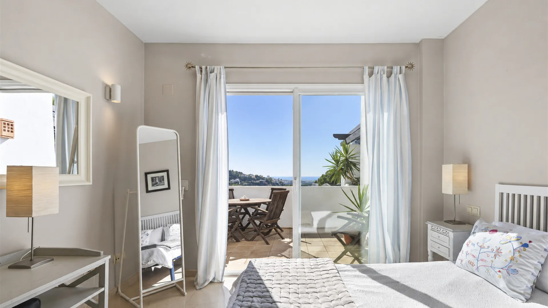 For sale penthouse with 3 bedrooms in Altos de La Quinta