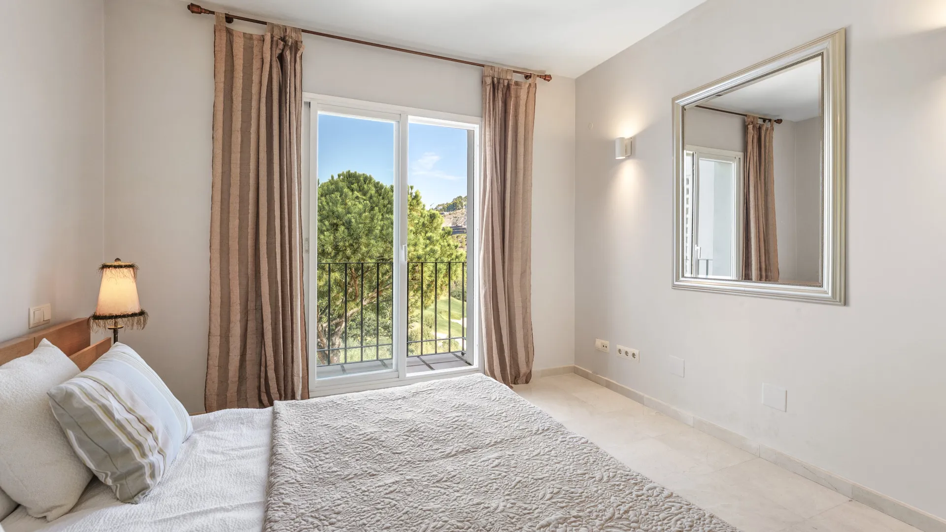 For sale penthouse with 3 bedrooms in Altos de La Quinta