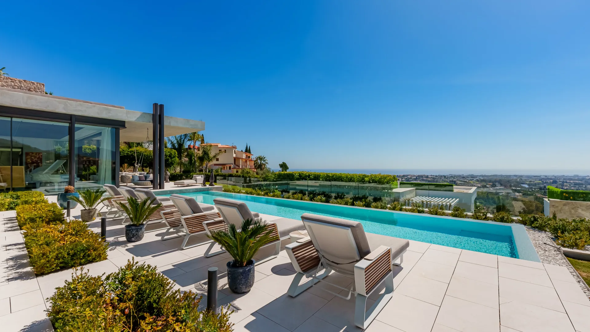 For sale villa in La Quinta