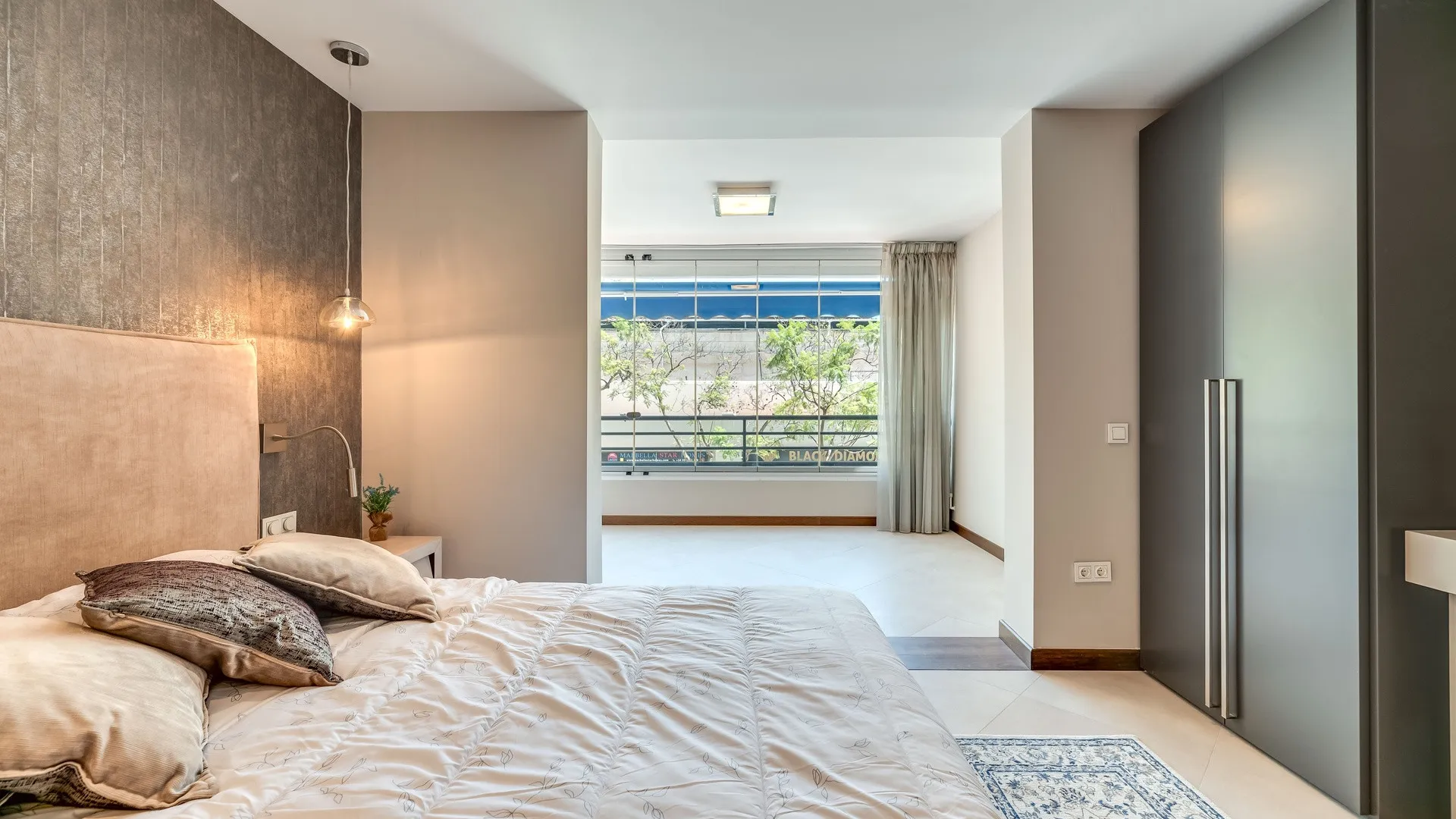 Comprar apartamento en Marbella - Puerto Banus de 3 dormitorios
