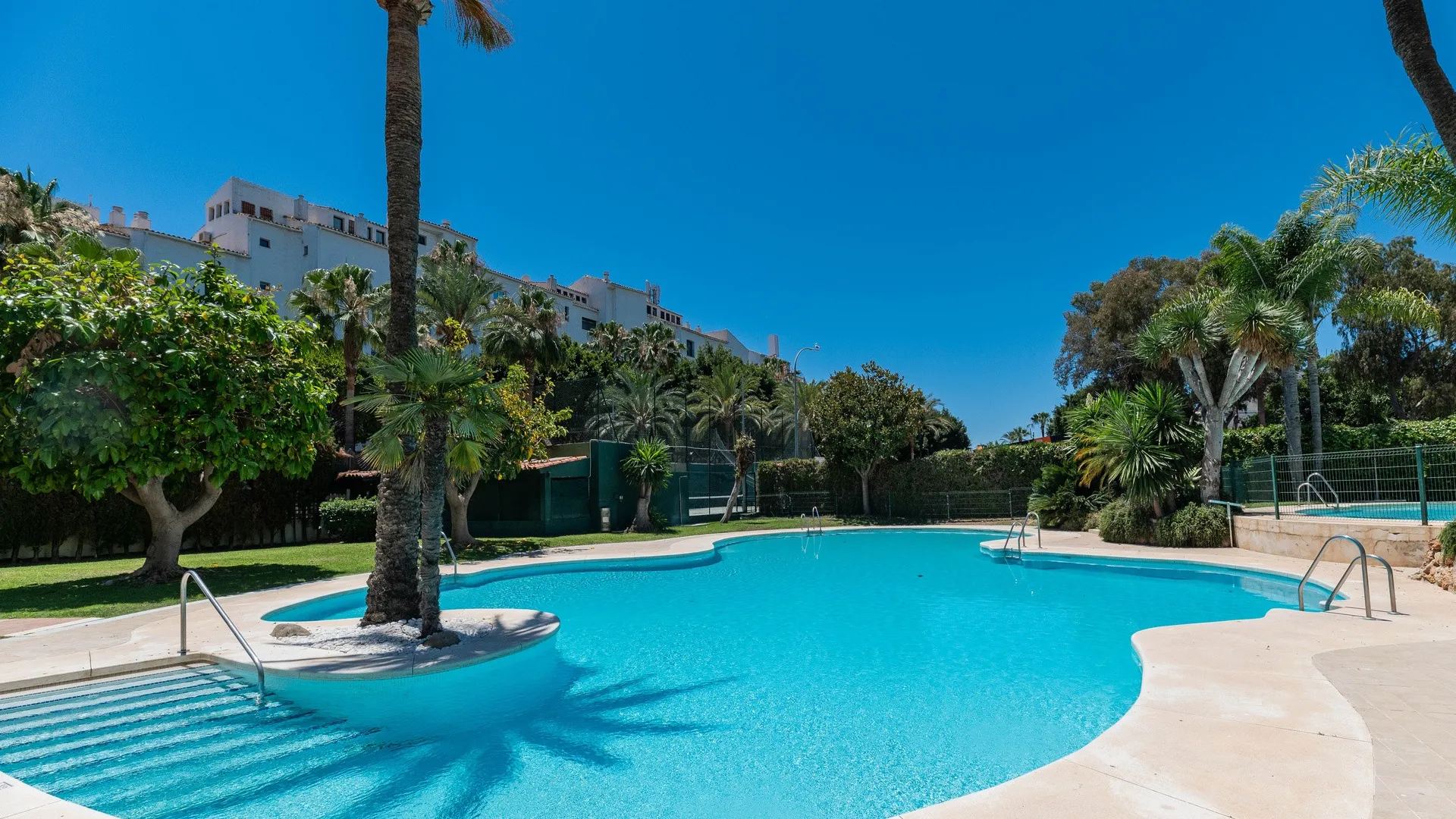 Comprar apartamento en Marbella - Puerto Banus de 3 dormitorios
