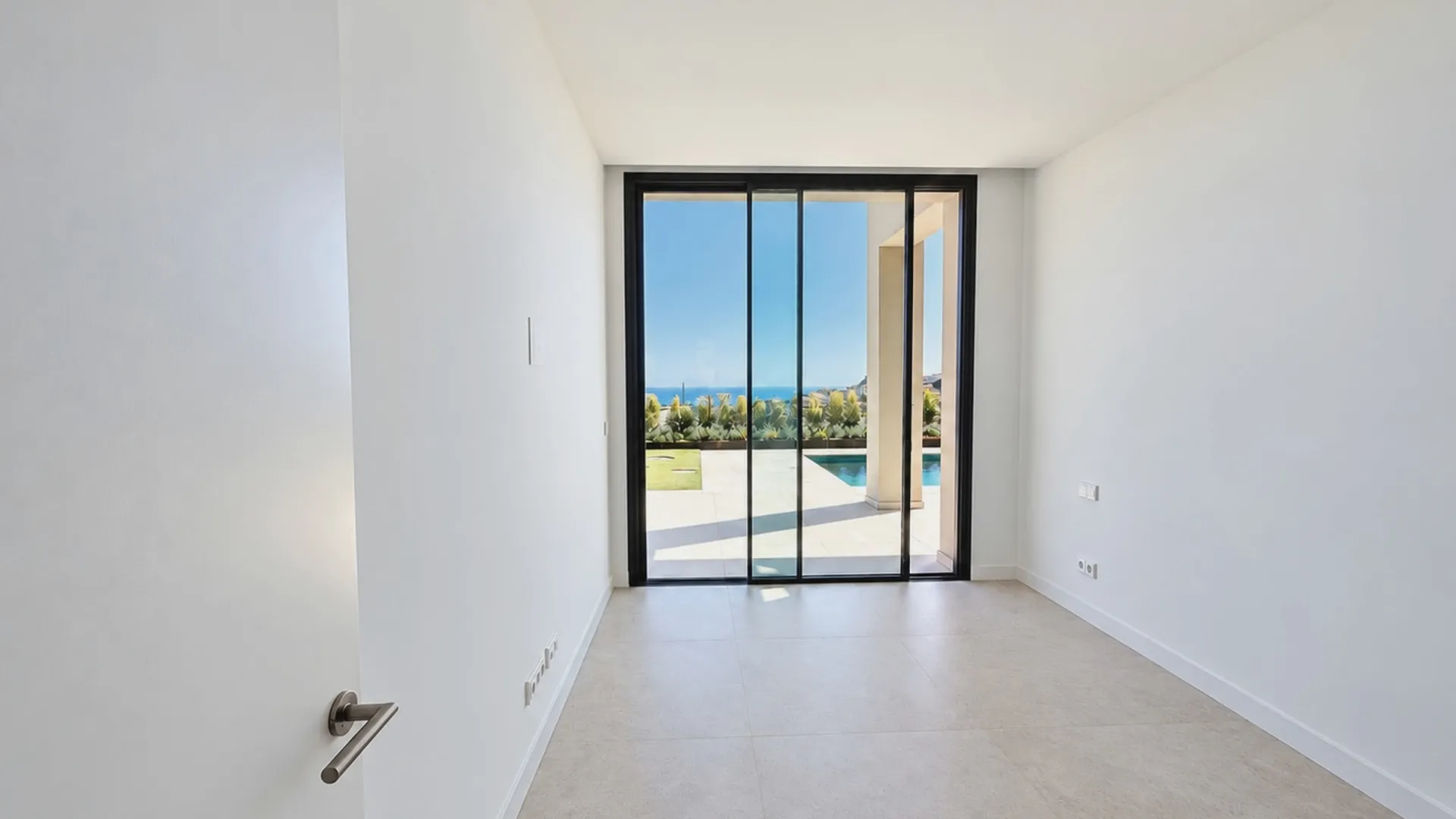 Benahavis 3 bedrooms villa for sale