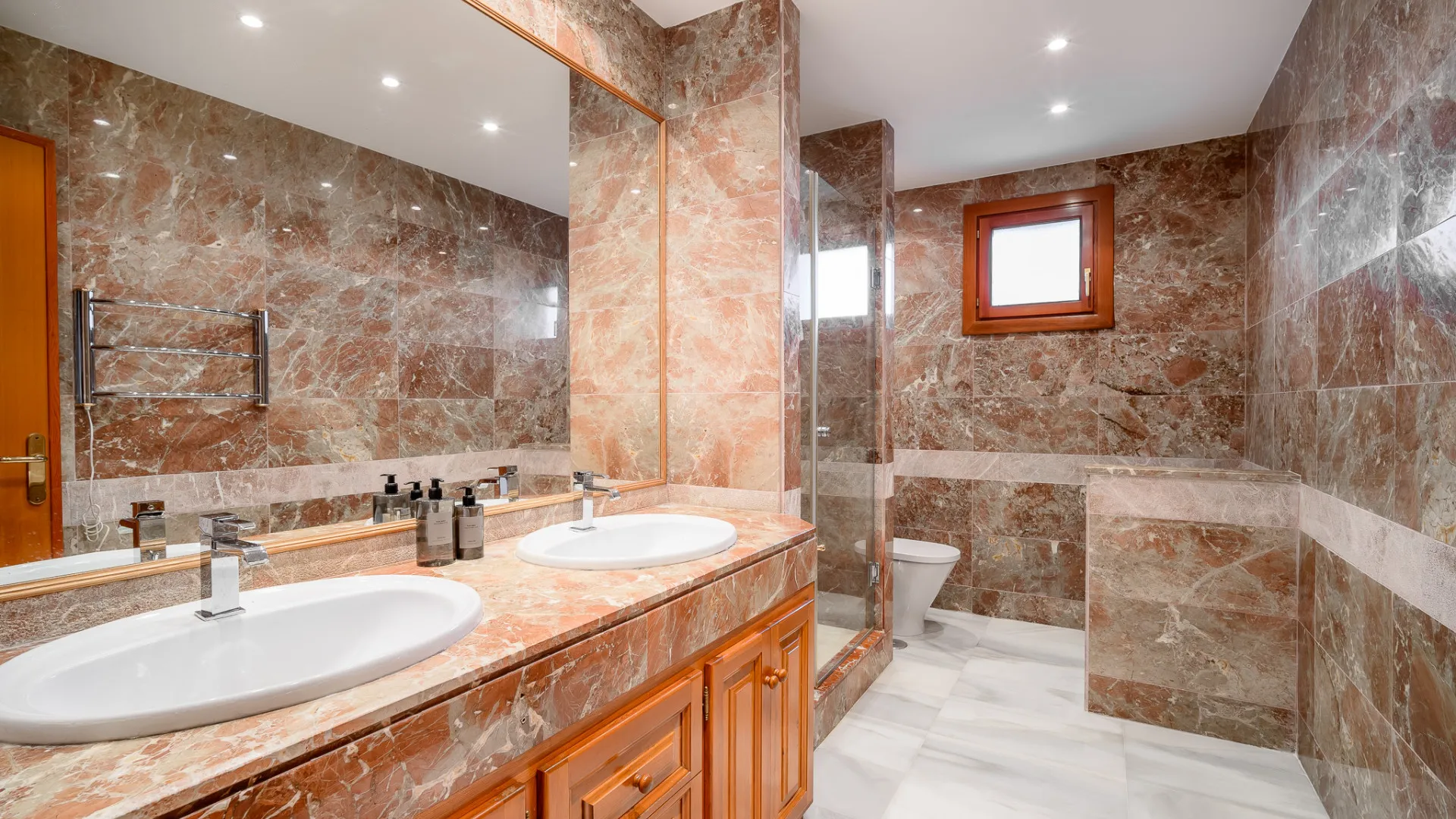 Se vende apartamento con 2 dormitorios en Los Naranjos Golf