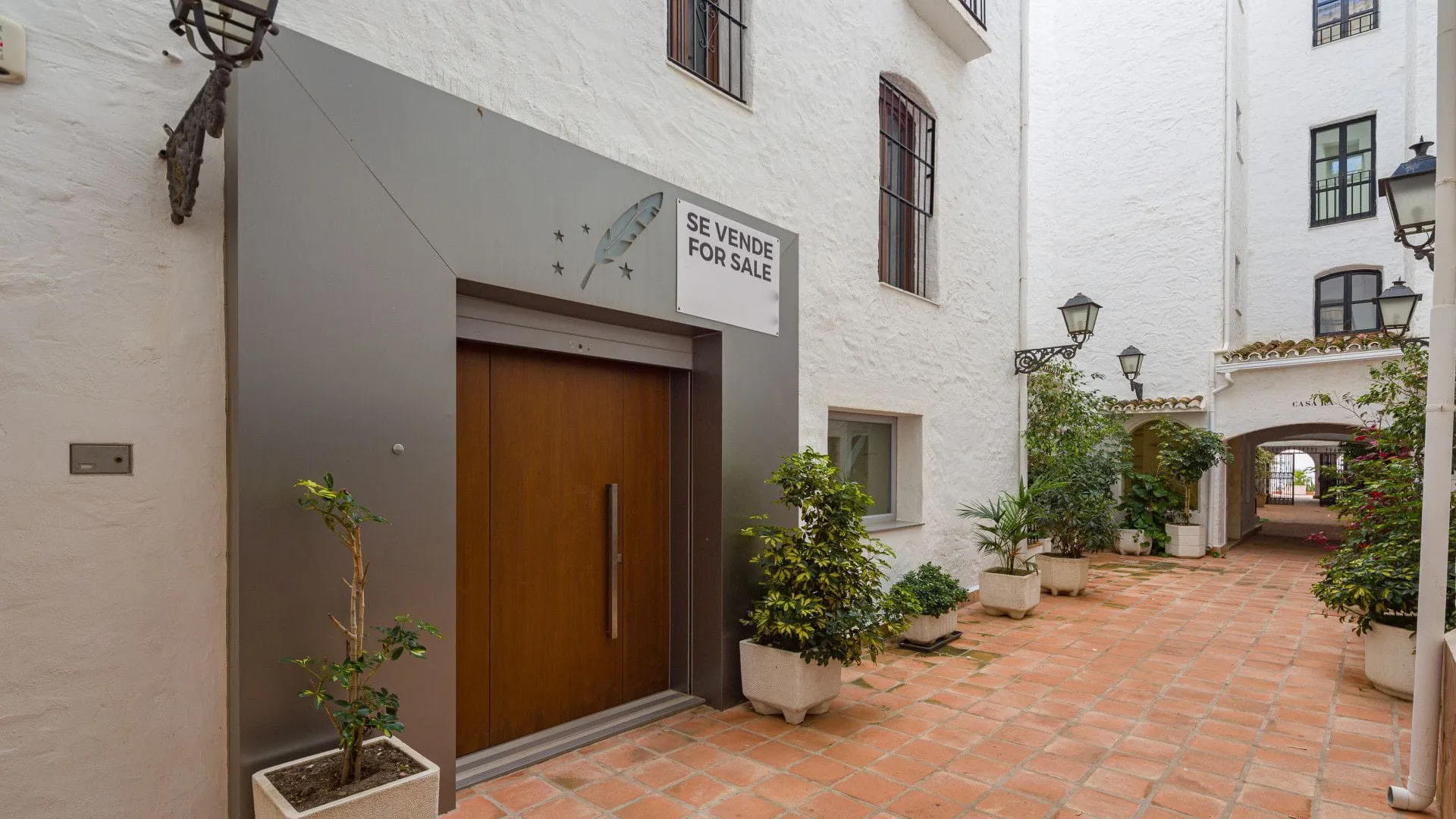 Marbella - Puerto Banus office for sale