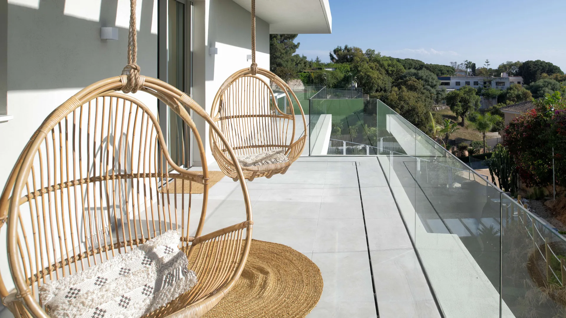 5 bedrooms villa in Parque Elviria for sale