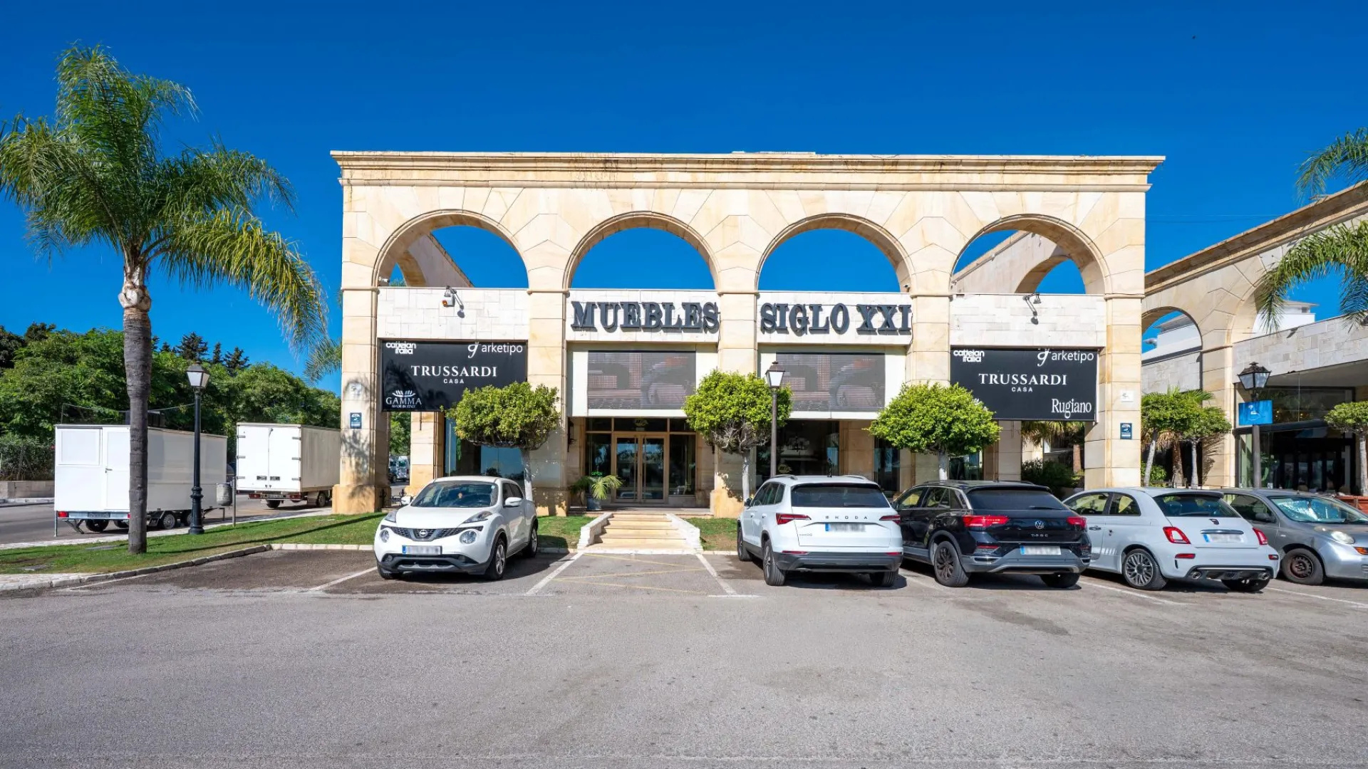 Marbella - Puerto Banus, local comercial a la venta