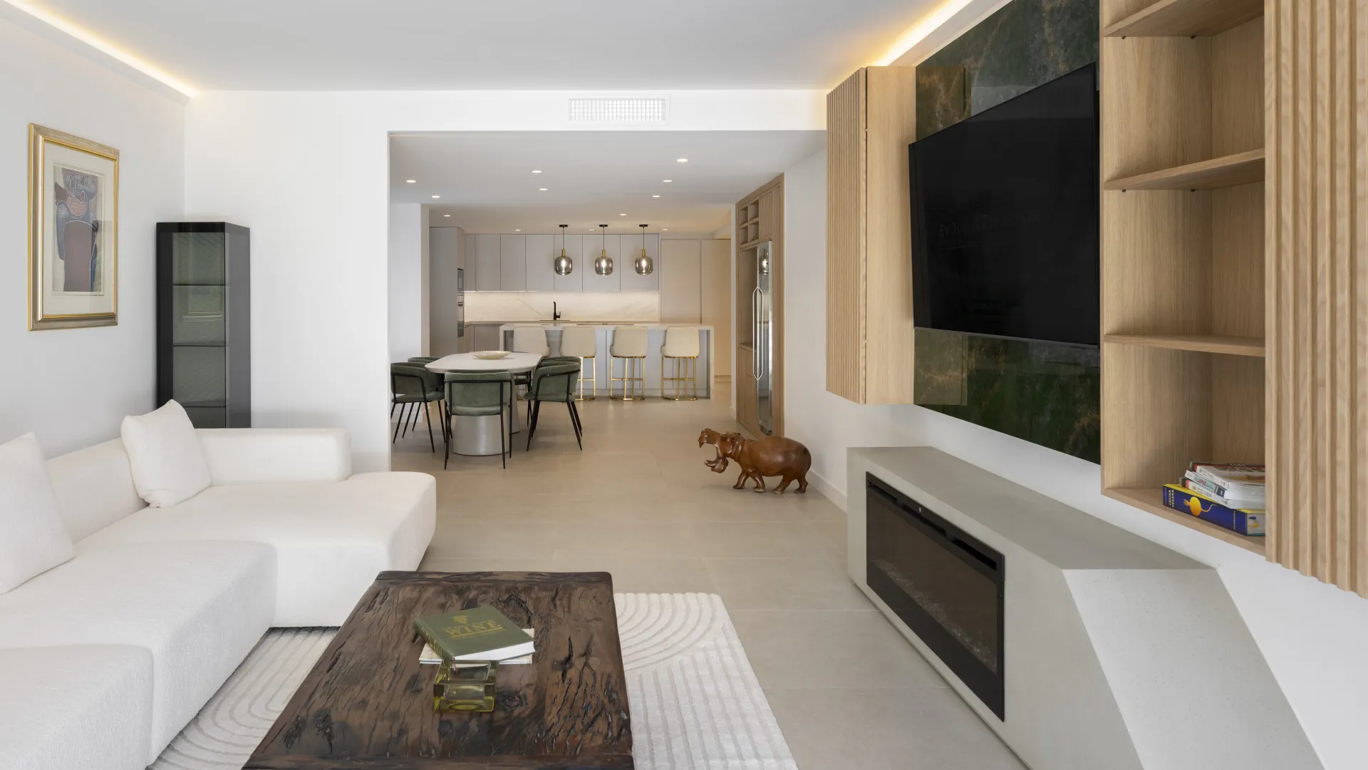 For sale apartment in Kings Hills