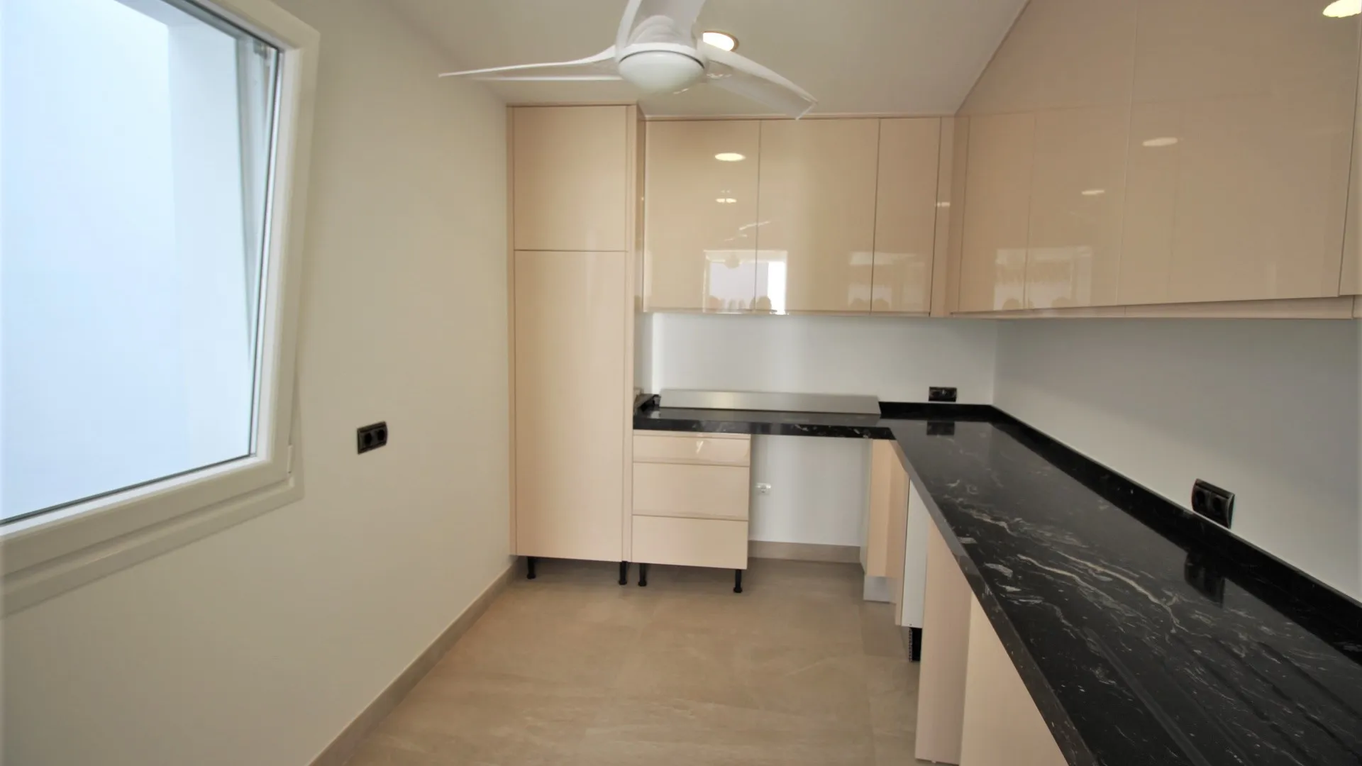 Estepona Casco Antiguo, adosado en venta