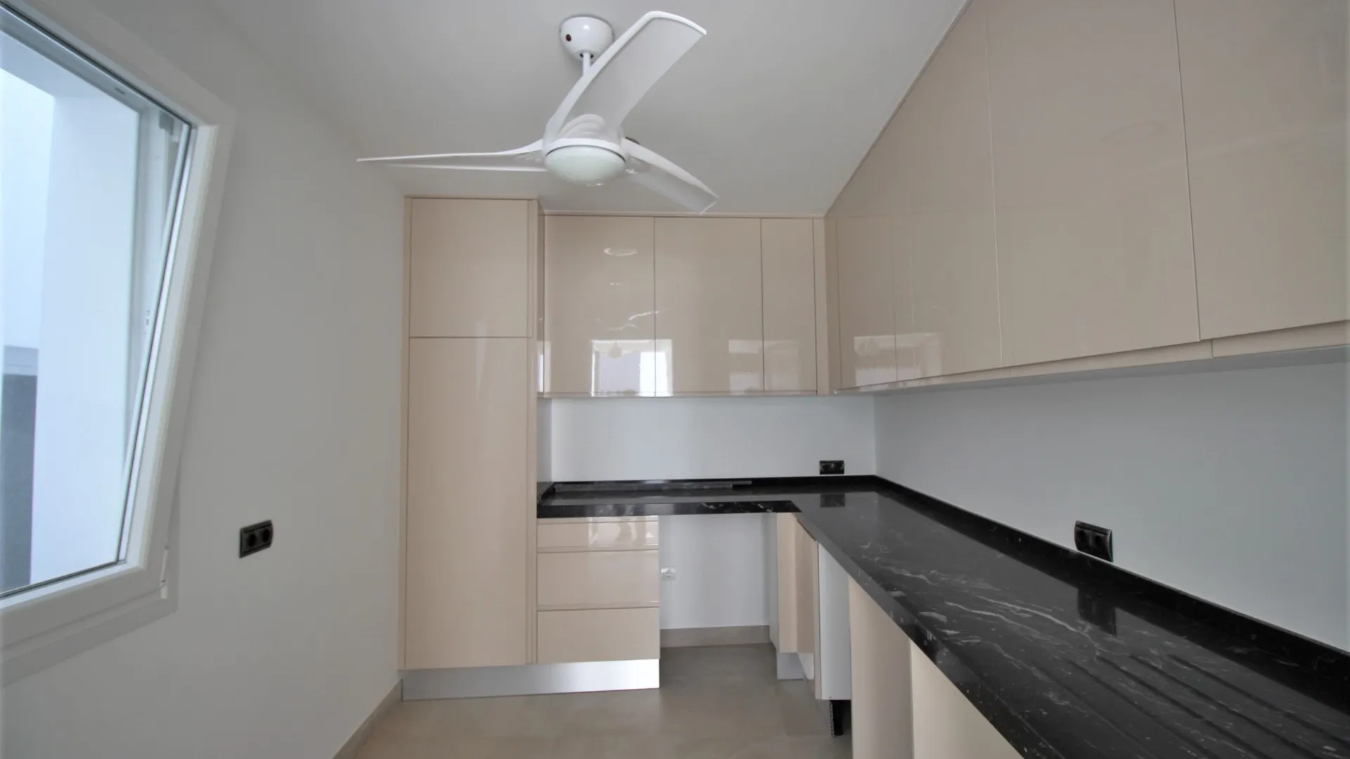 Estepona Casco Antiguo, adosado en venta