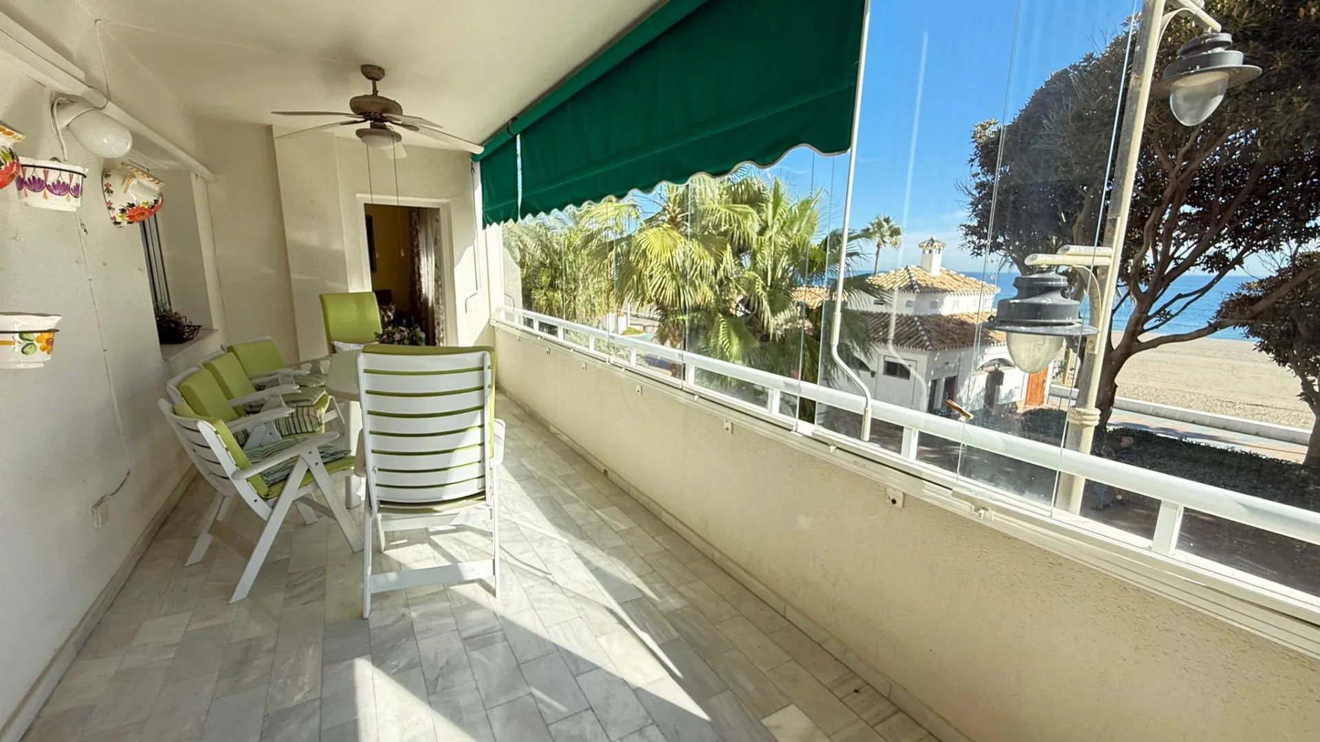 Buy apartment in Estepona Centre with 3 bedrooms