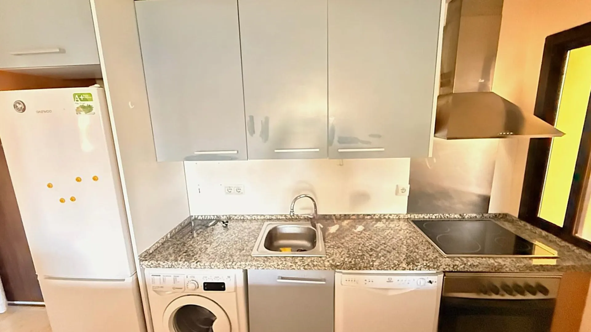 Apartamento planta baja en venta en Estepona Ciudad