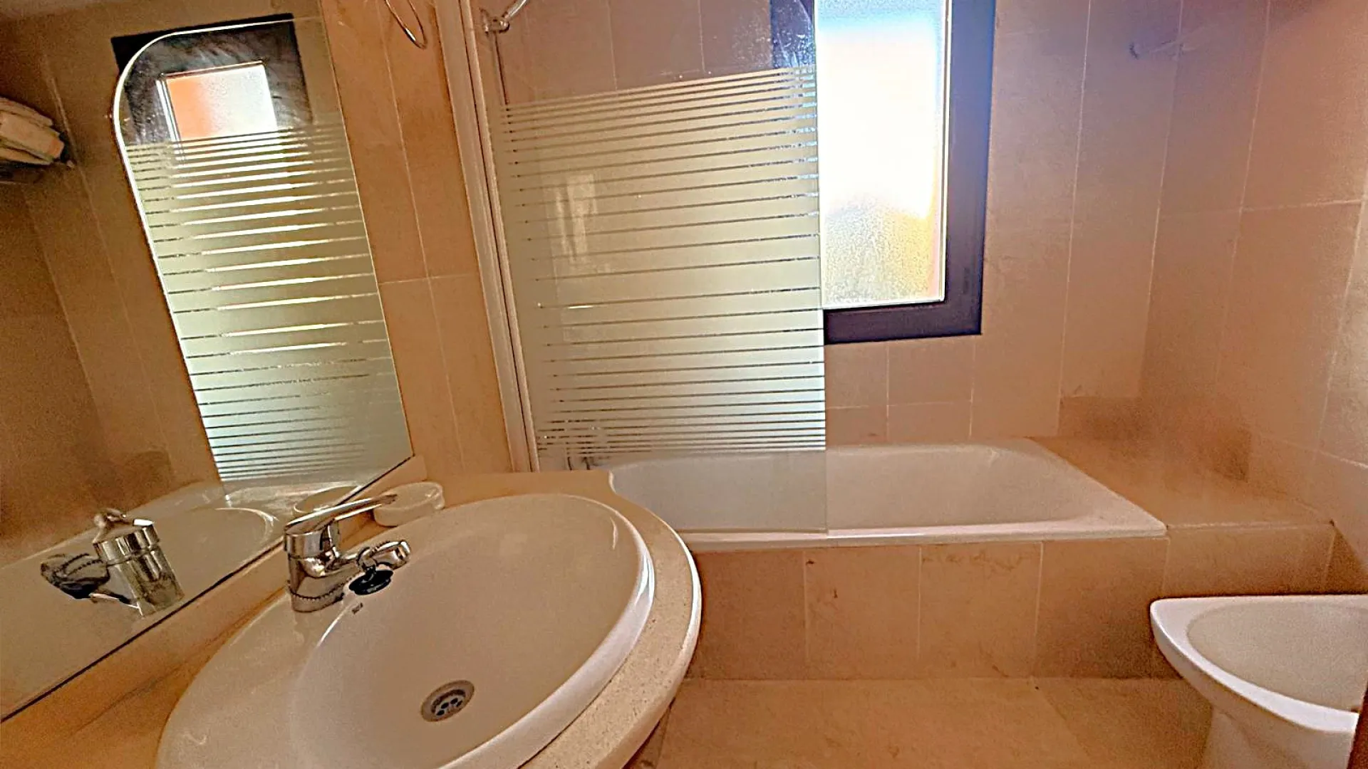 Apartamento planta baja en venta en Estepona Ciudad