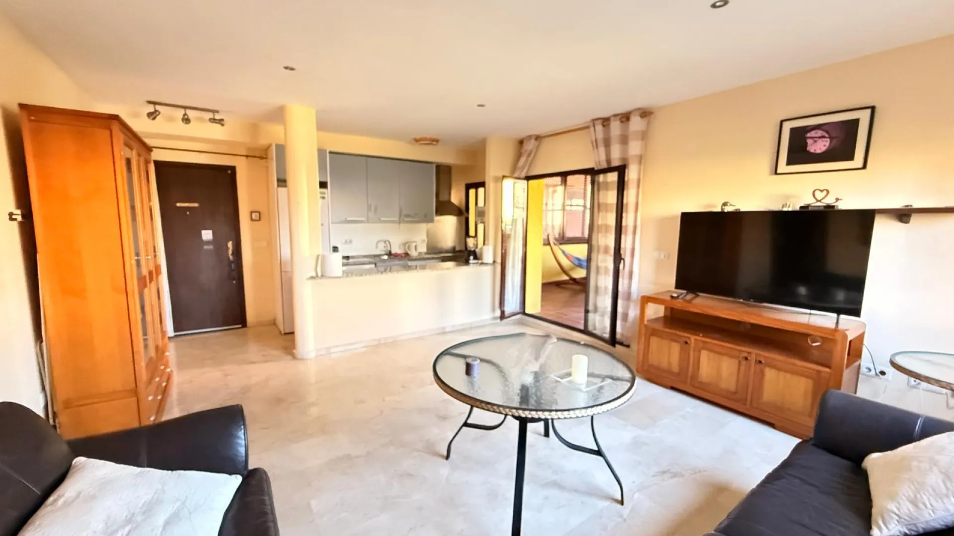 Apartamento planta baja en venta en Estepona Ciudad