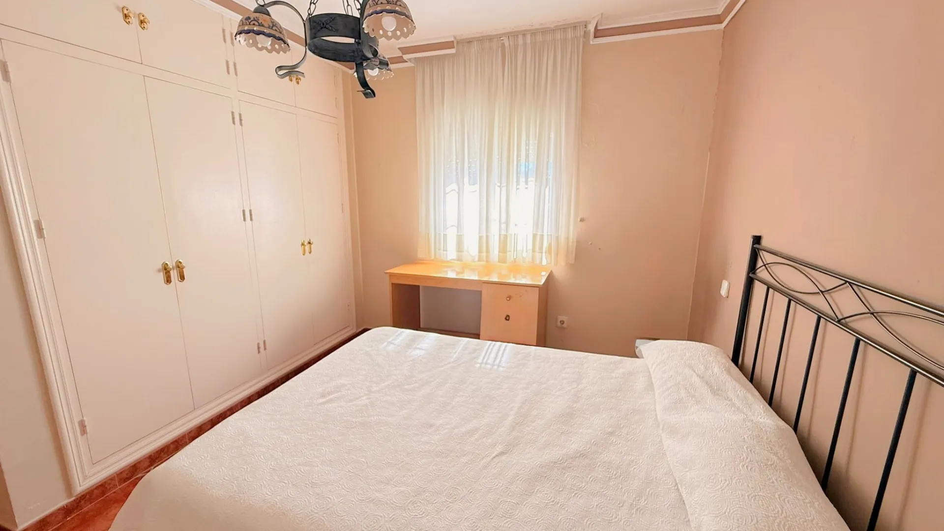 Estepona house for sale