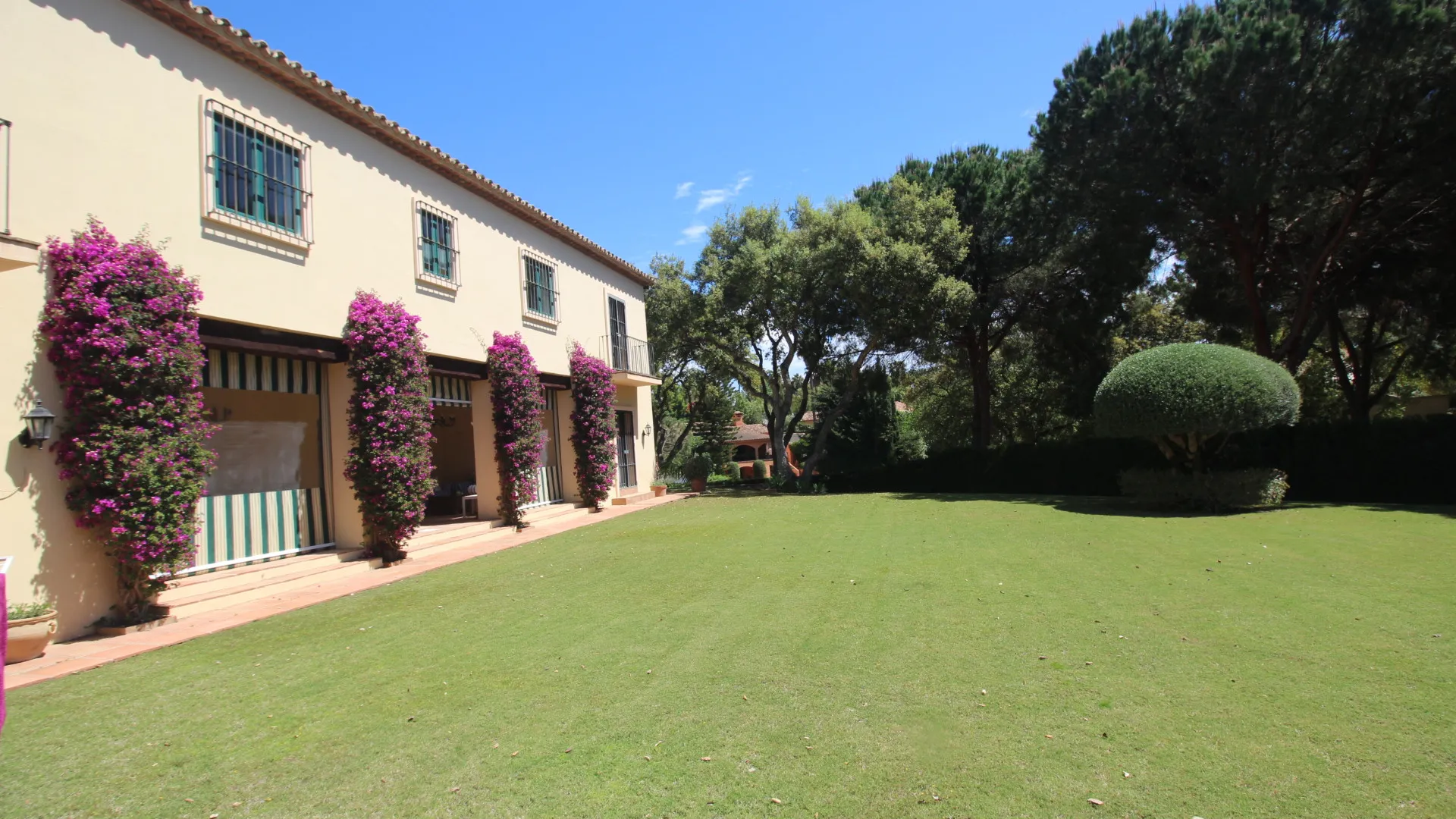 Villa con 6 dormitorios en venta en Sotogrande Alto