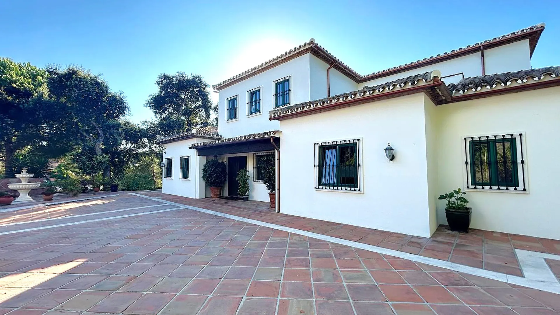 For sale Sotogrande Alto villa with 6 bedrooms