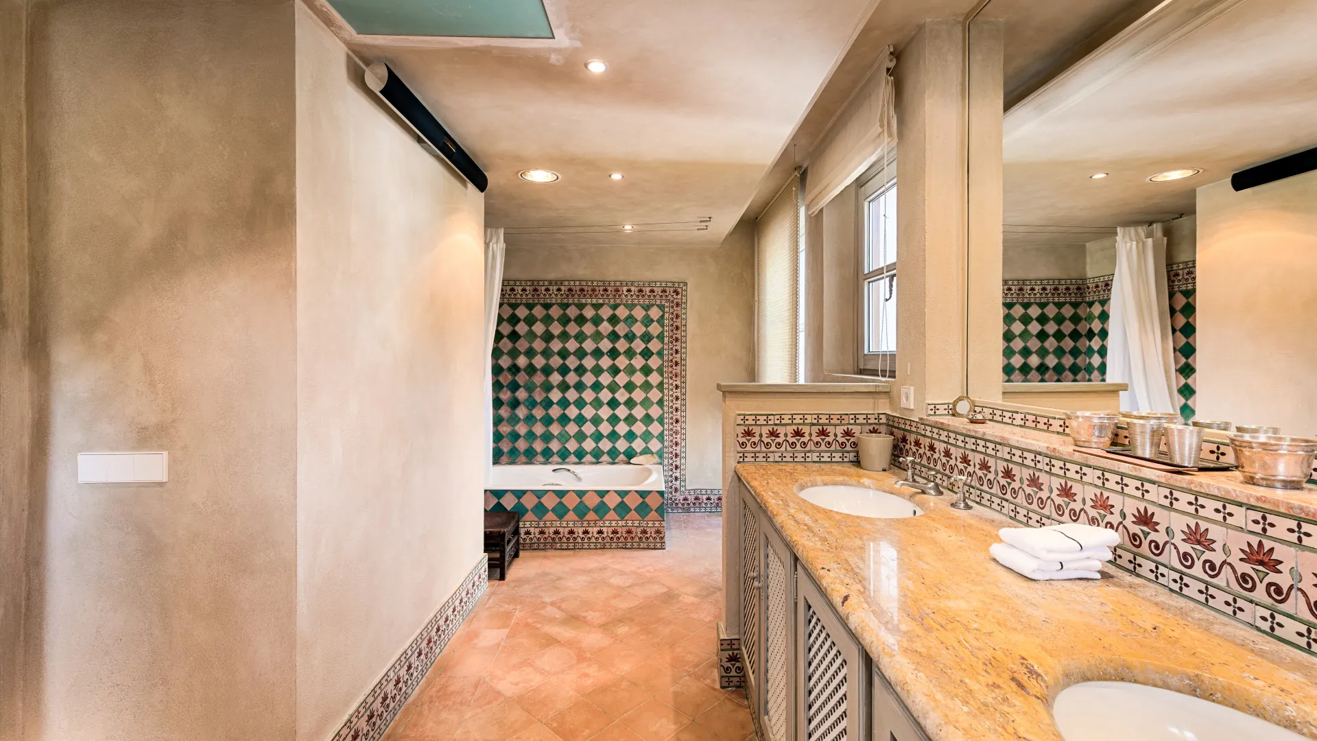El Velerin, villa de 10 dormitorios a la venta