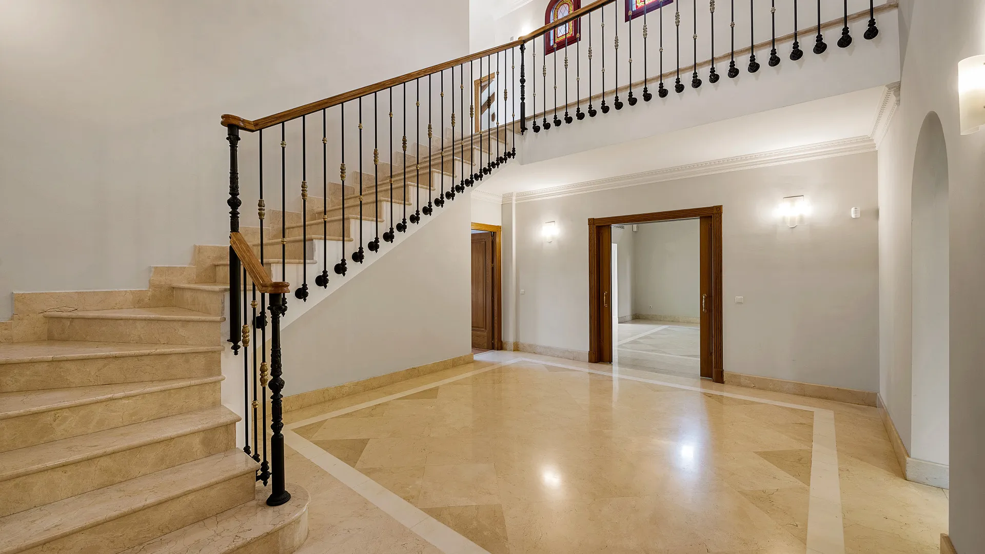 Comprar villa en Altos Reales con 4 dormitorios
