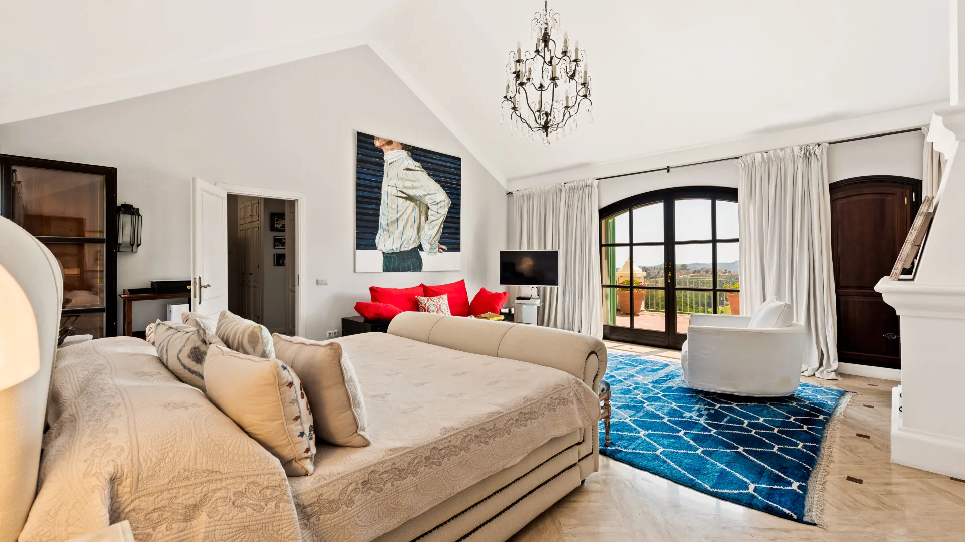 For sale 7 bedrooms villa in Marbella Club Golf Resort